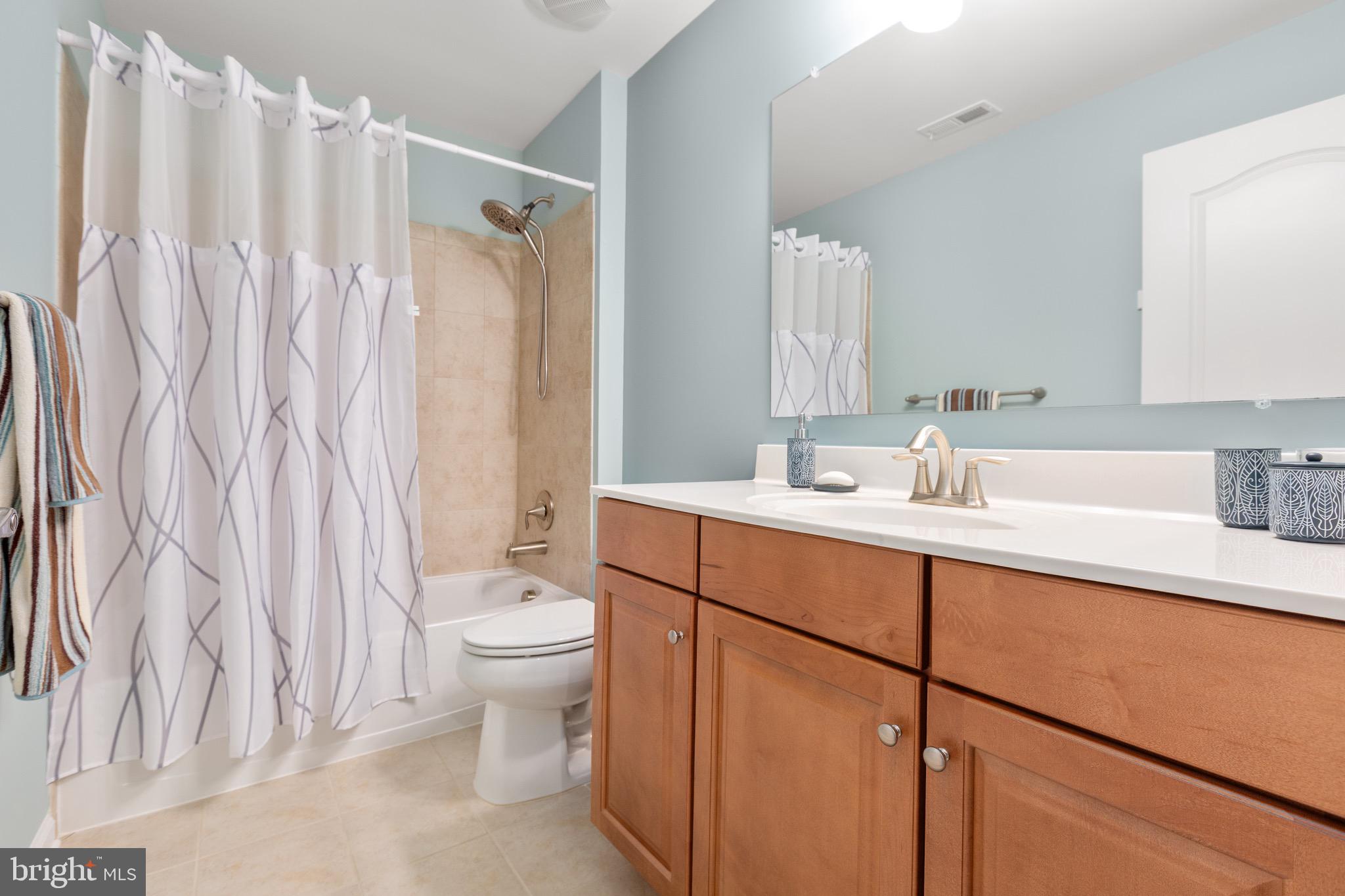 VIRGINIA HERITAGE AT LEE'S PARK - Residential