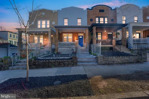 810 Marietta Place NW, Washington, DC 20011 - MLS#: DCDC2176328