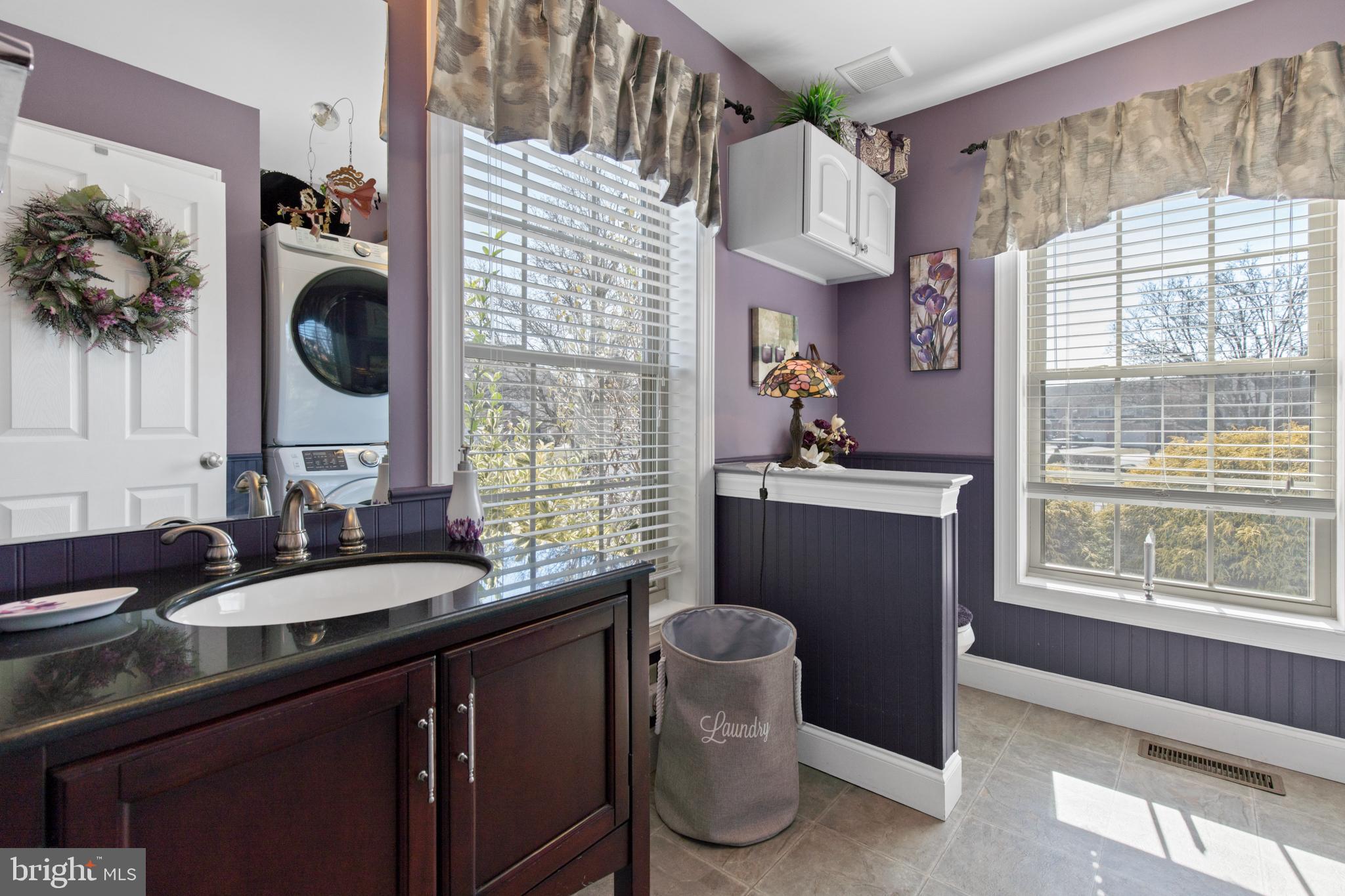 SUMMIT HILLS - Residential