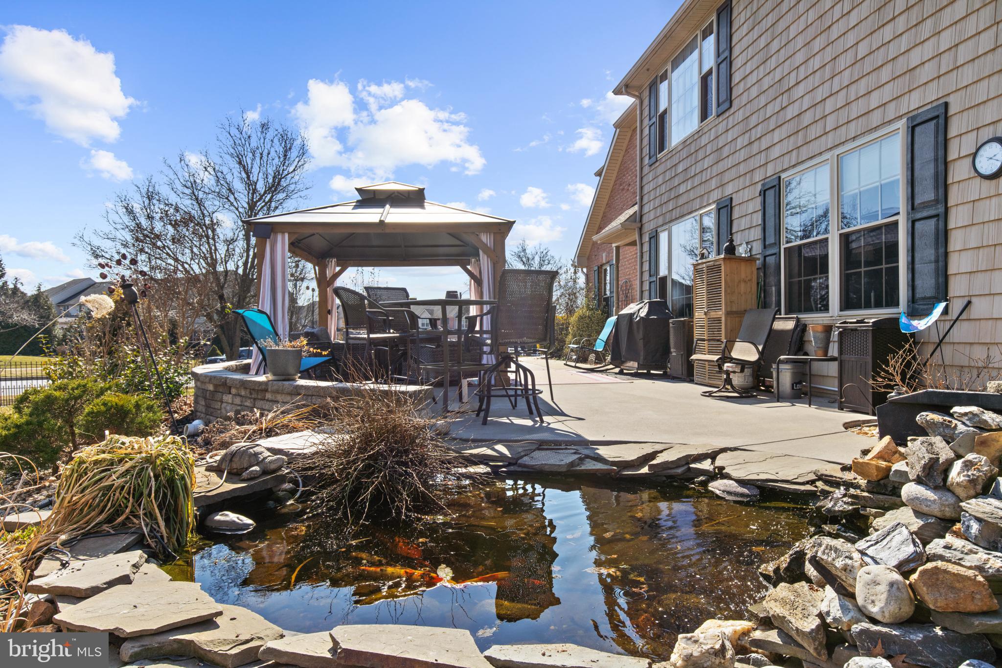 SUMMIT HILLS - Residential