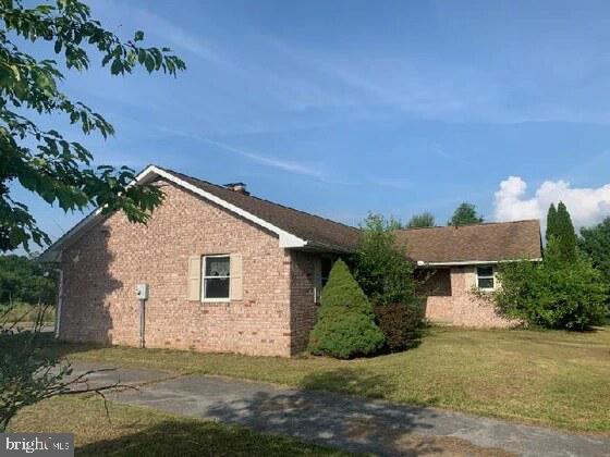 1060 ROXBURY ROAD