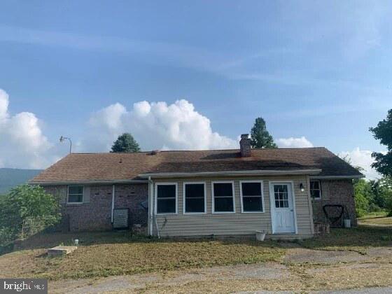 1060 ROXBURY ROAD