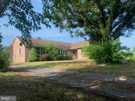 1060 ROXBURY ROAD