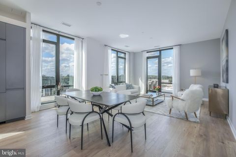 255 W. FALLS STATION BOULEVARD PH9 FALLS CHURCH VA 22046