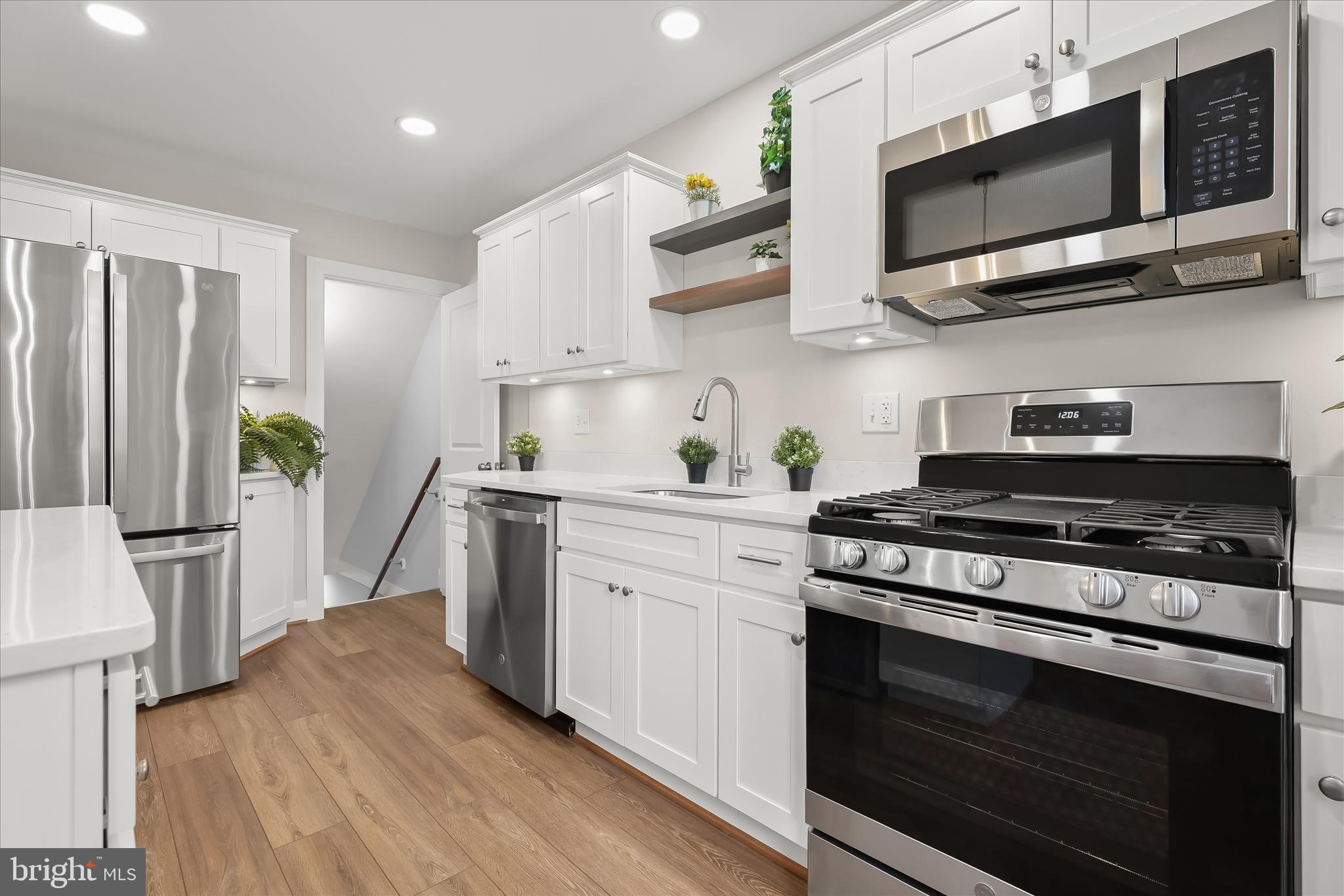 WEST EDMONDALE - Residential