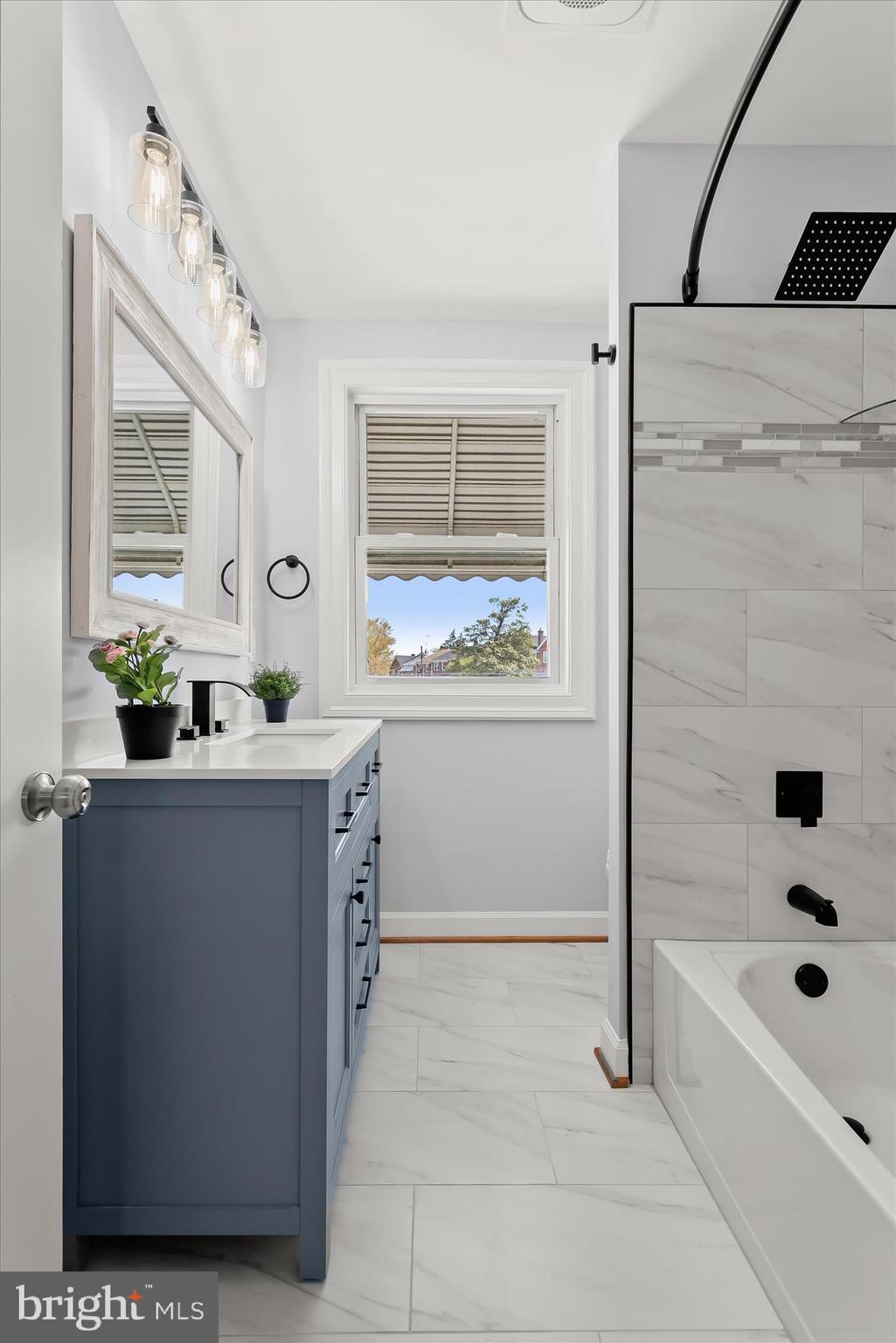 WEST EDMONDALE - Residential