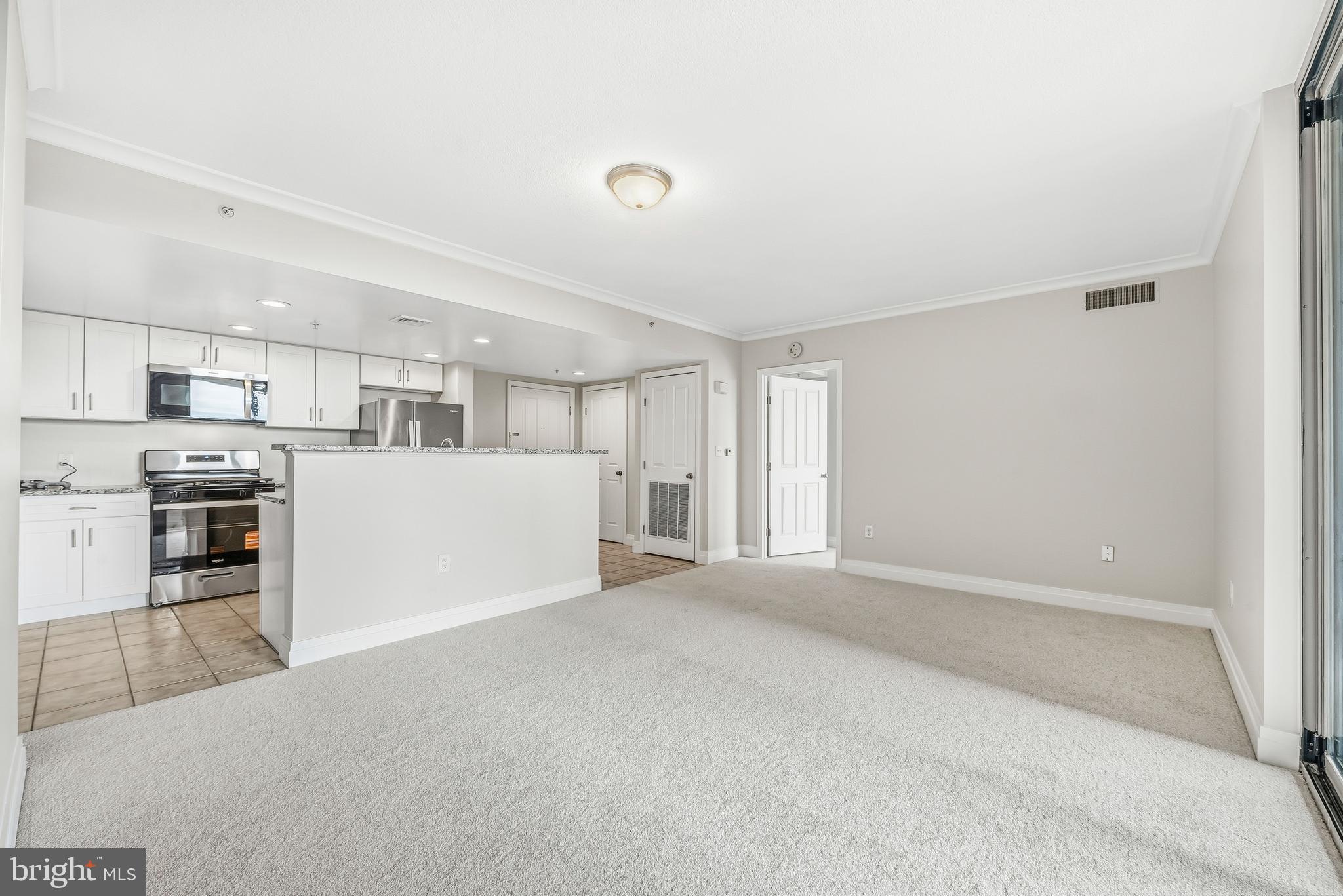 HARBOR EAST - Residential