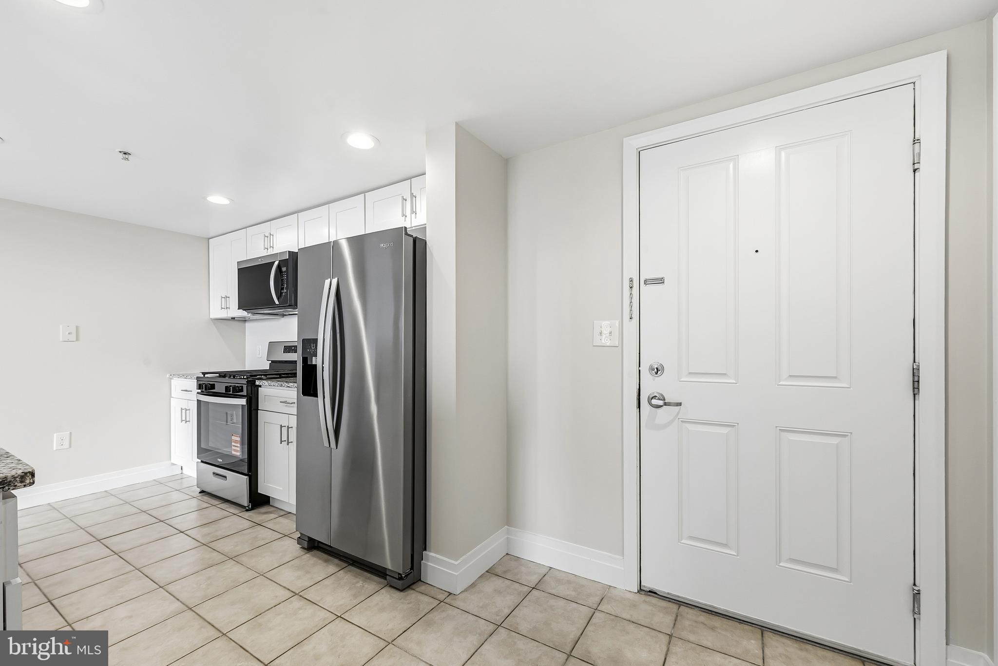 HARBOR EAST - Residential