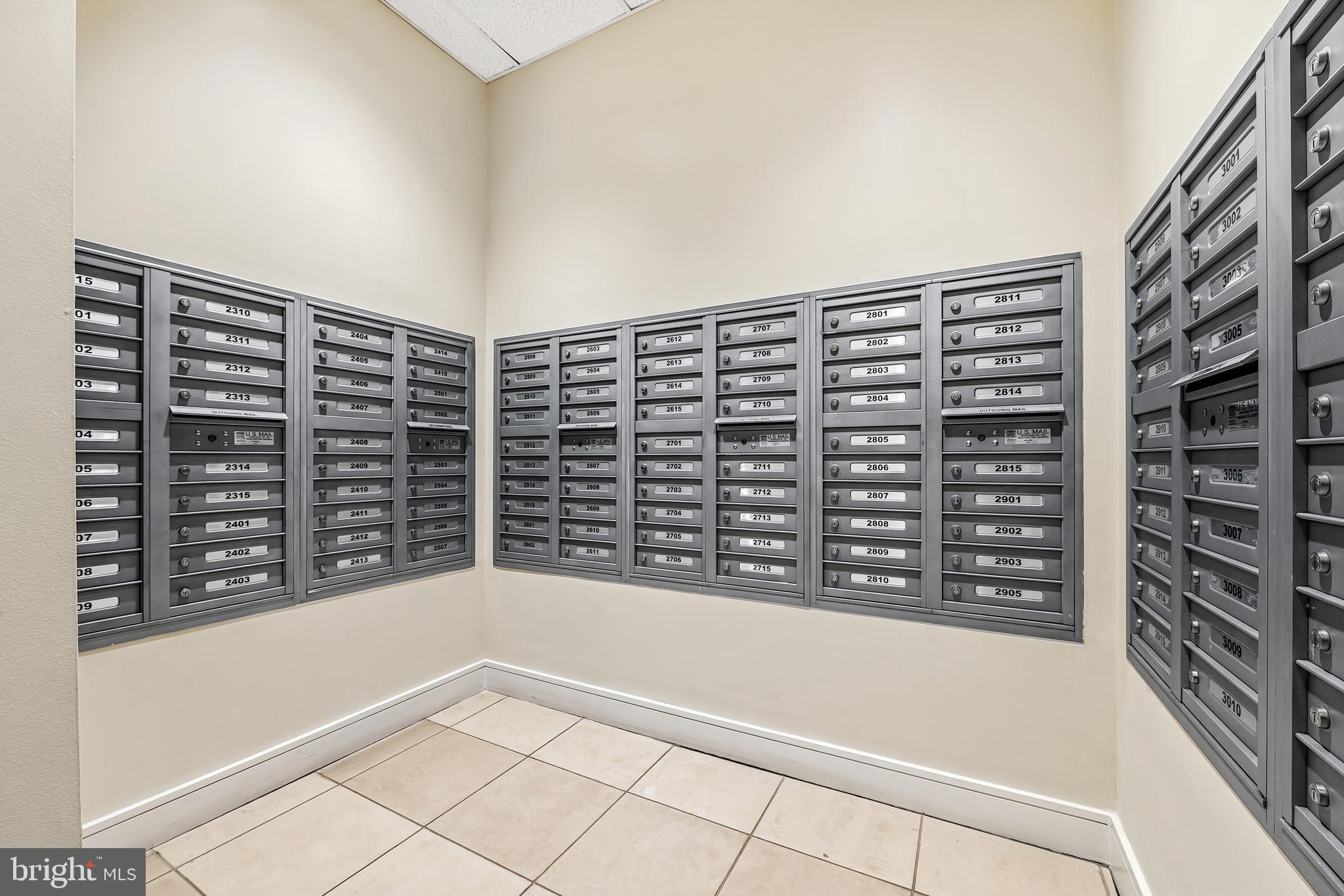 HARBOR EAST - Residential