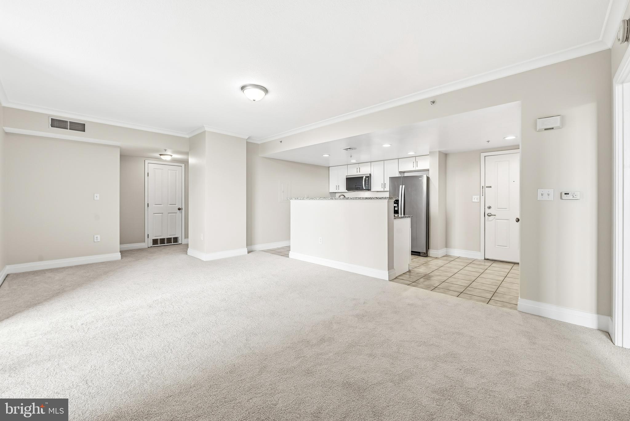 HARBOR EAST - Residential