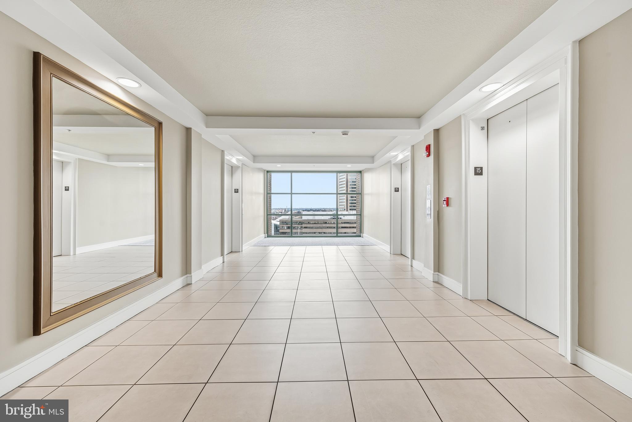 HARBOR EAST - Residential