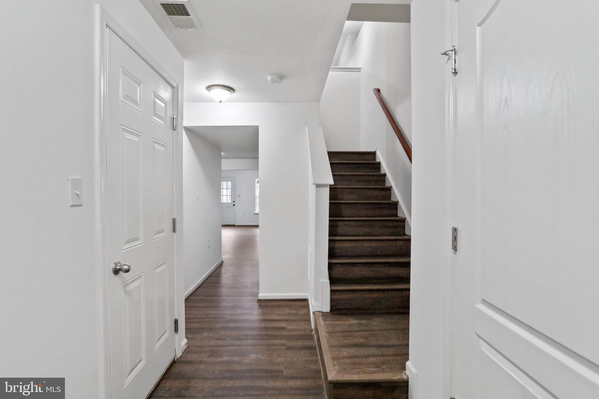 STONEBROOK VILLAGE - Residential Lease