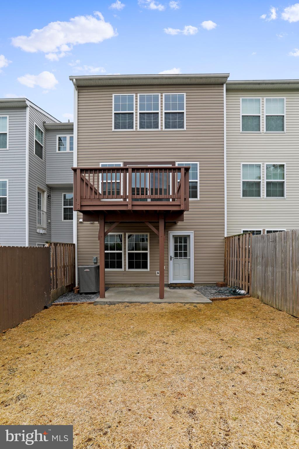 STONEBROOK VILLAGE - Residential Lease