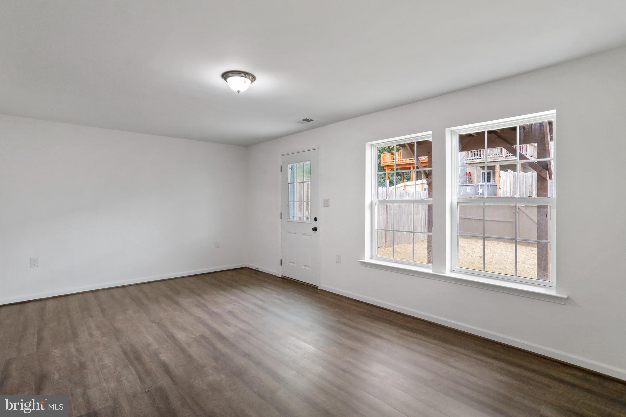 STONEBROOK VILLAGE - Residential Lease