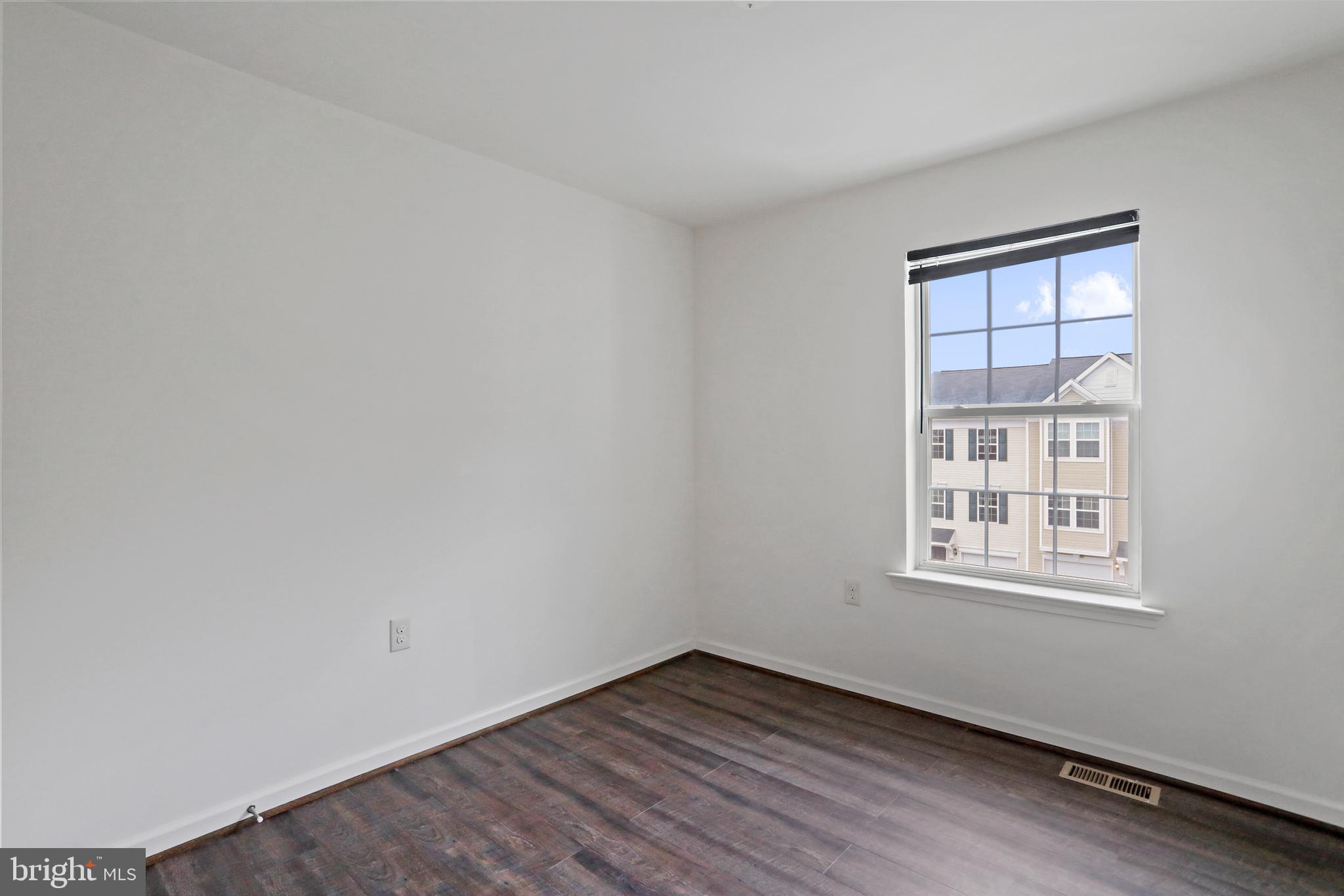 STONEBROOK VILLAGE - Residential Lease