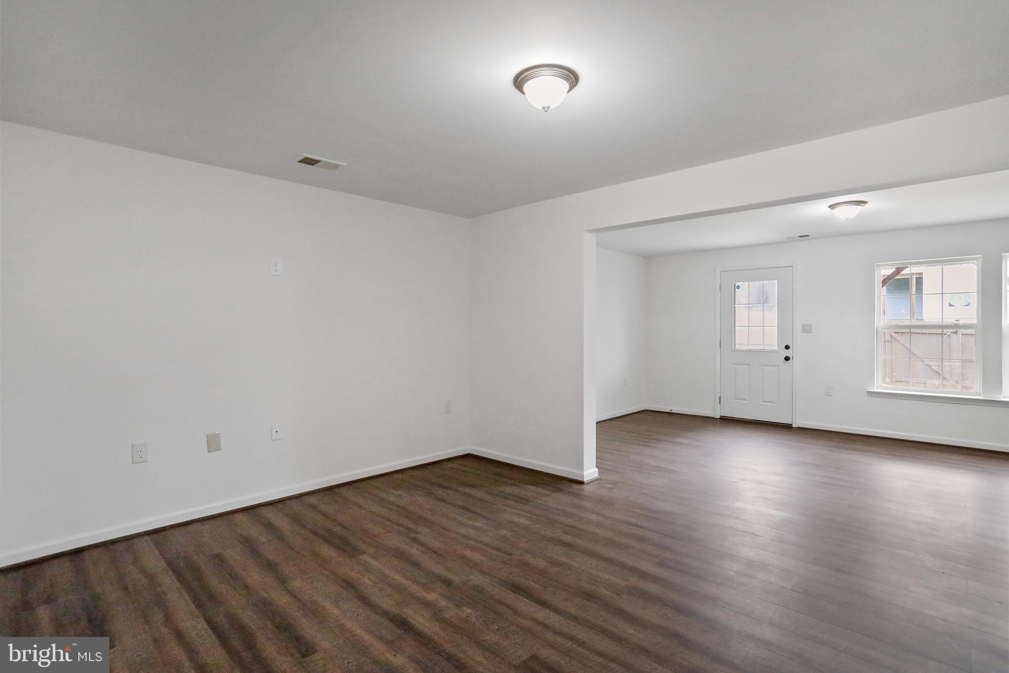 STONEBROOK VILLAGE - Residential Lease