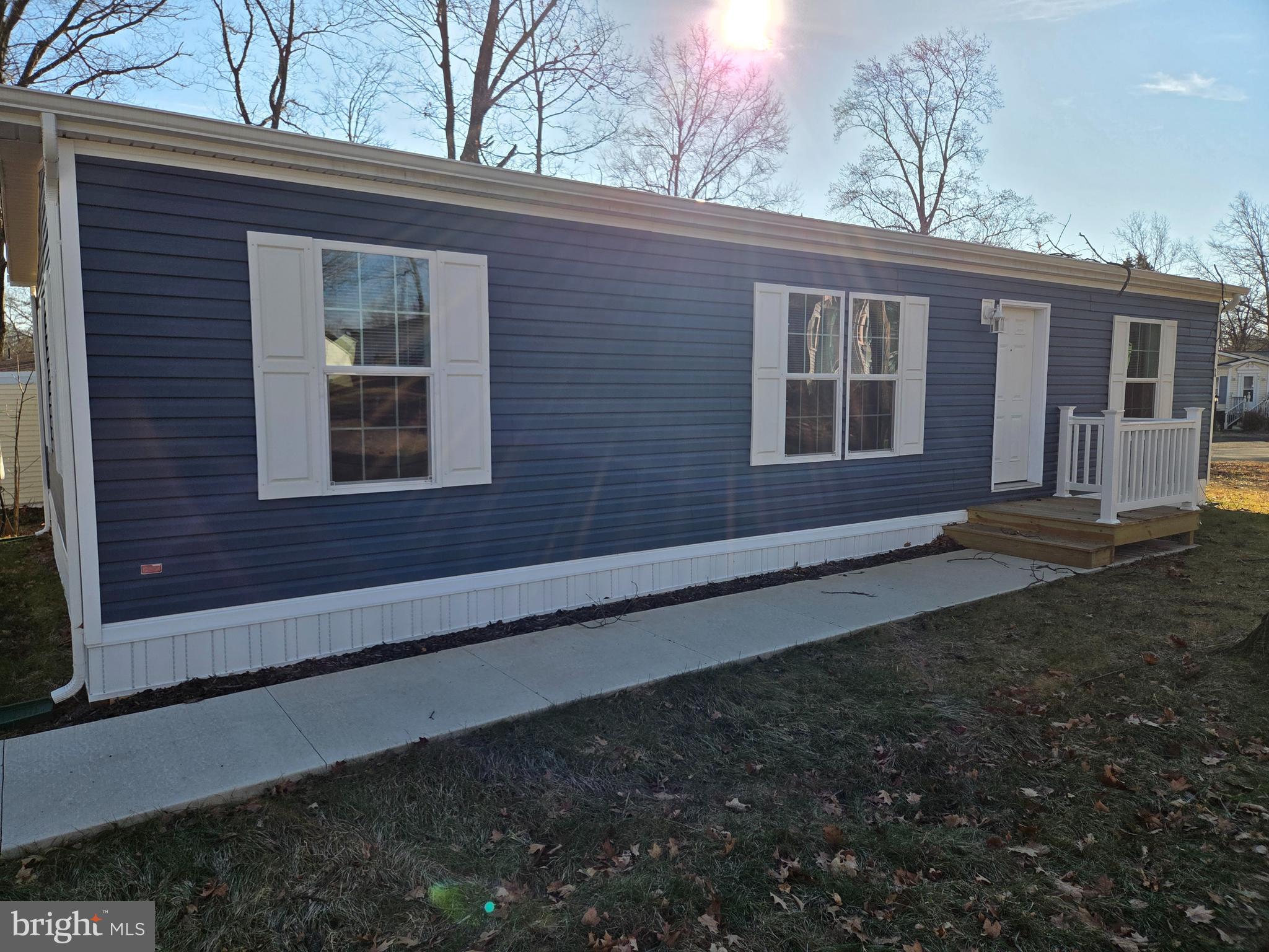 MELODYLAKESCNTRYCLUB - Residential