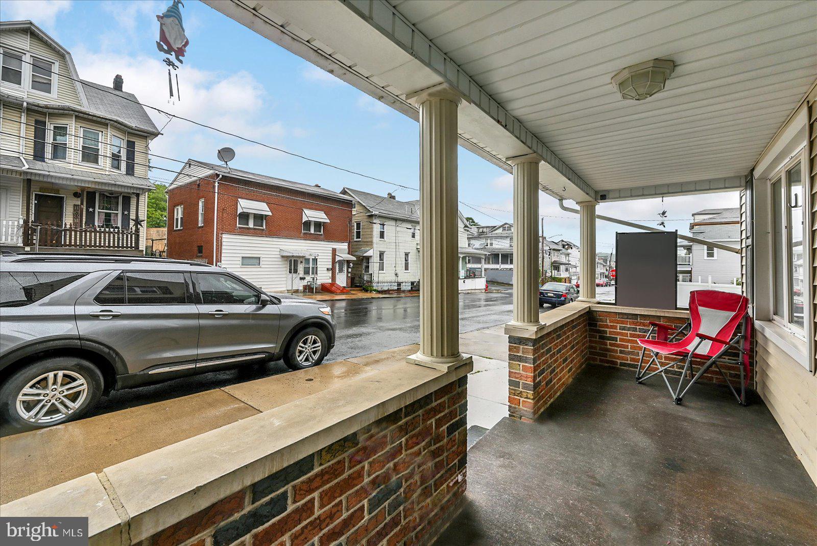 1114 W ARCH STREET
