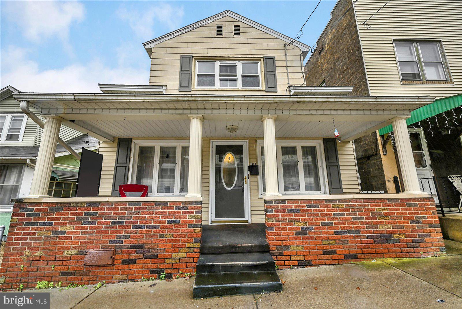 1114 W ARCH STREET