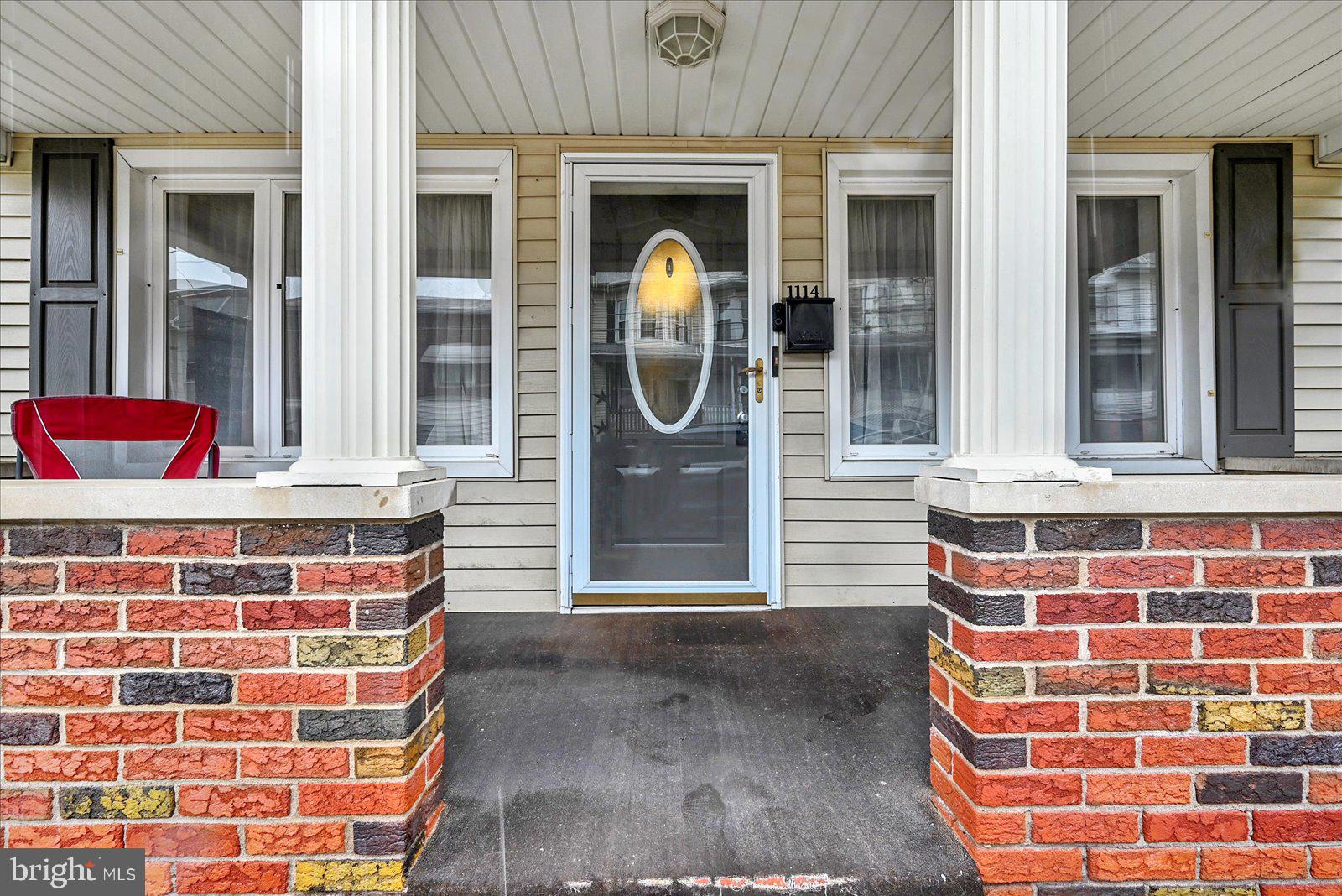 1114 W ARCH STREET