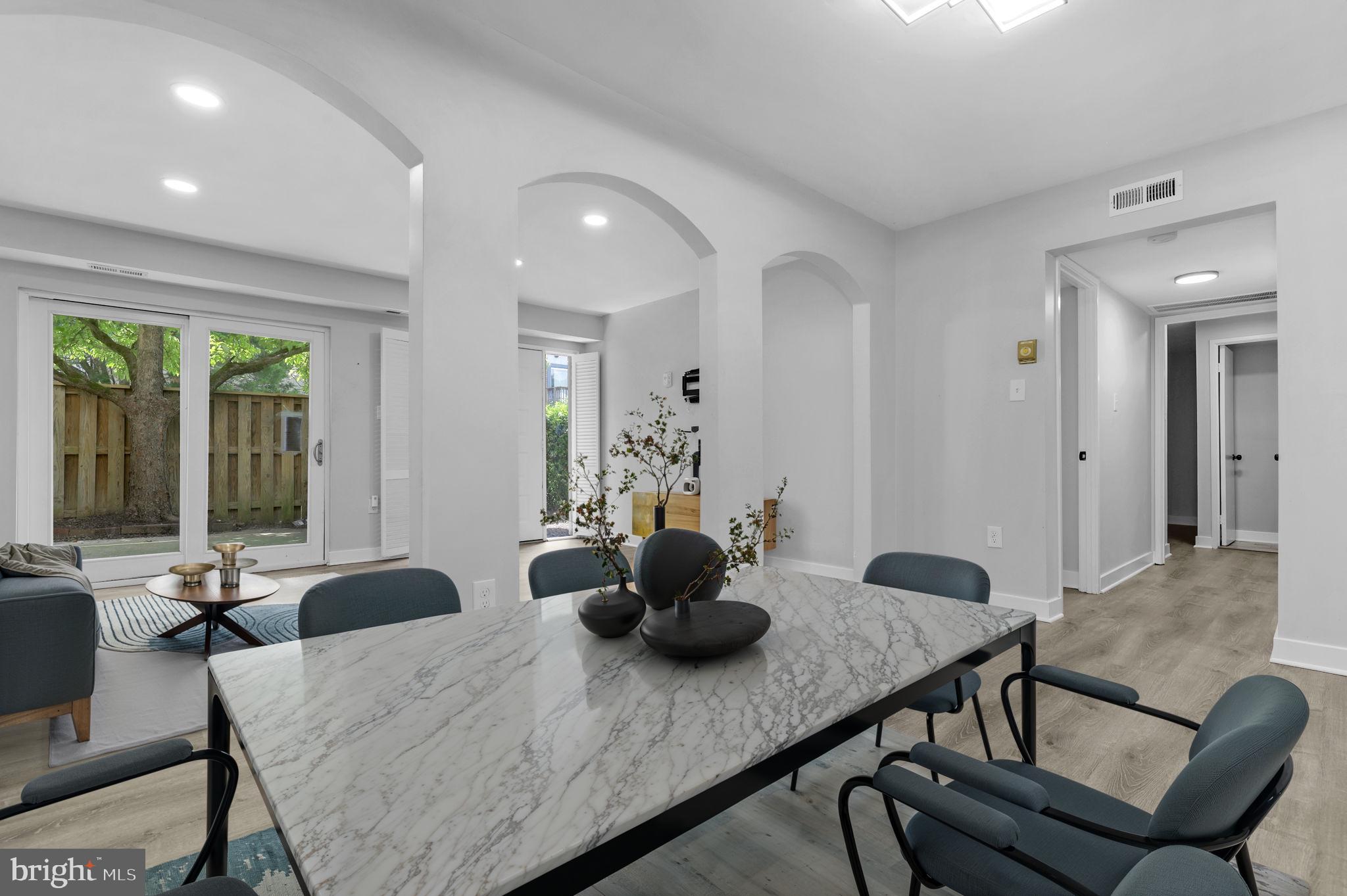 2420 SUN VALLEY CIRCLE 6-EF