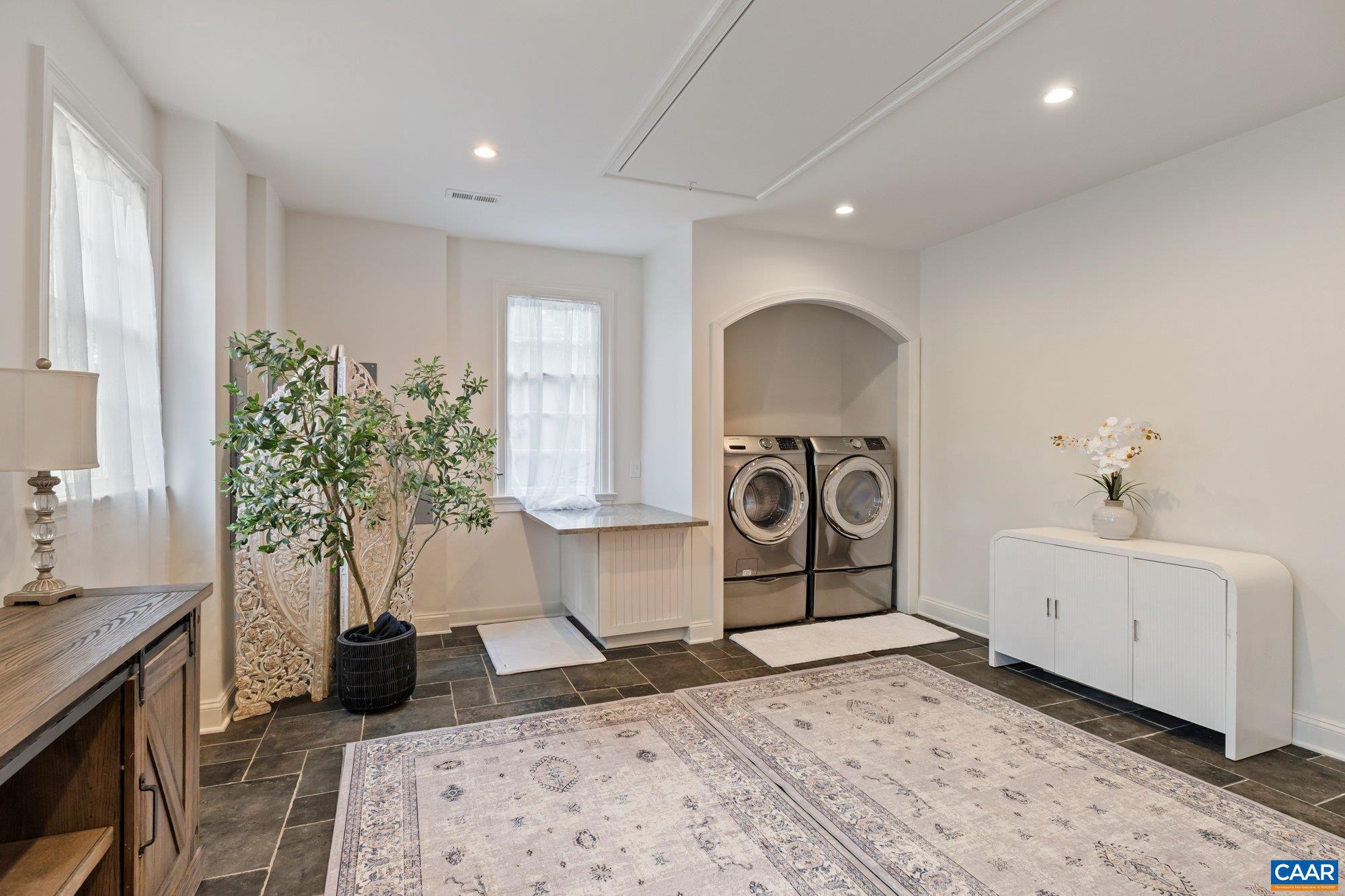 COLTHURST FARM - Residential