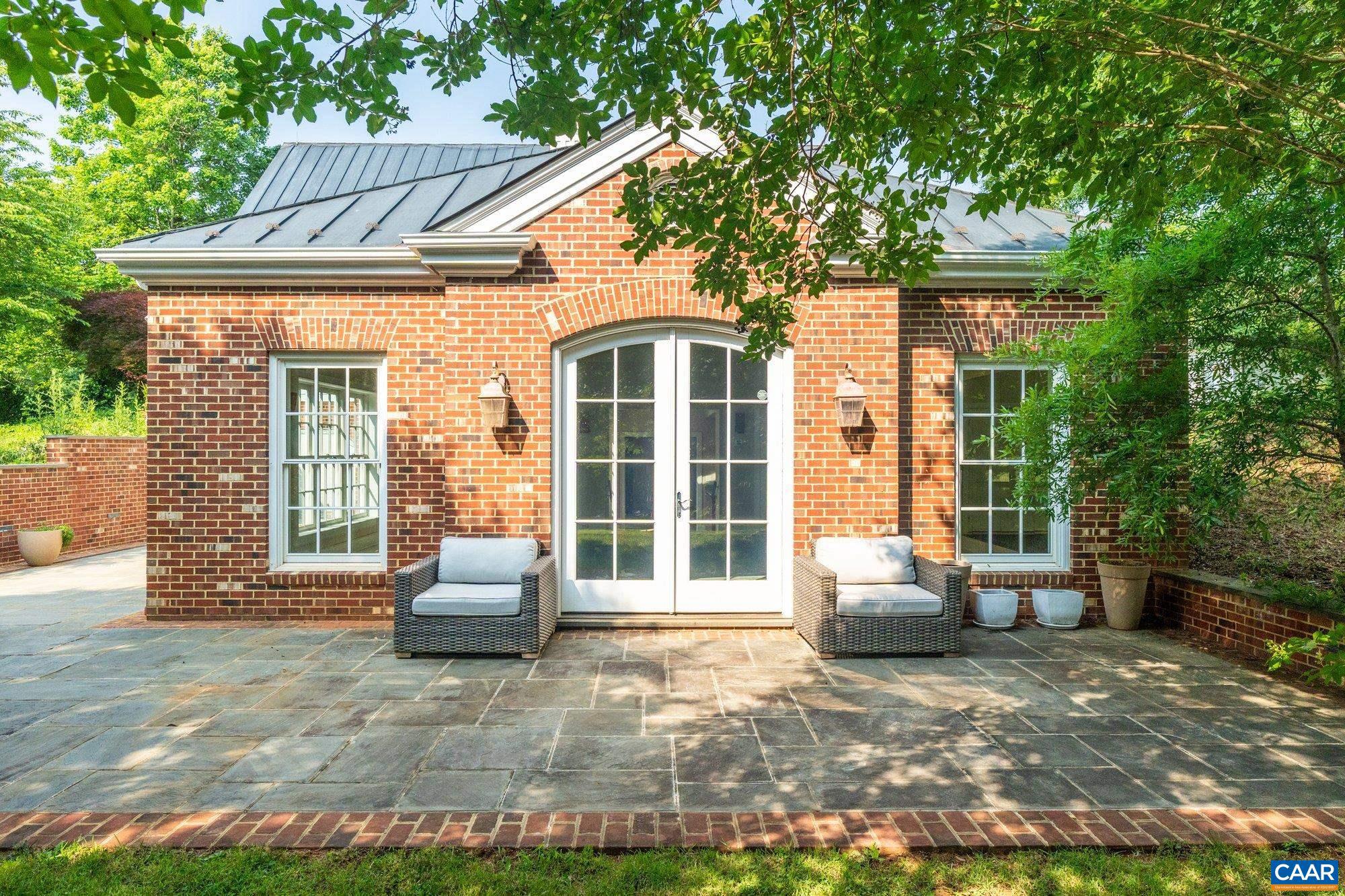 COLTHURST FARM - Residential