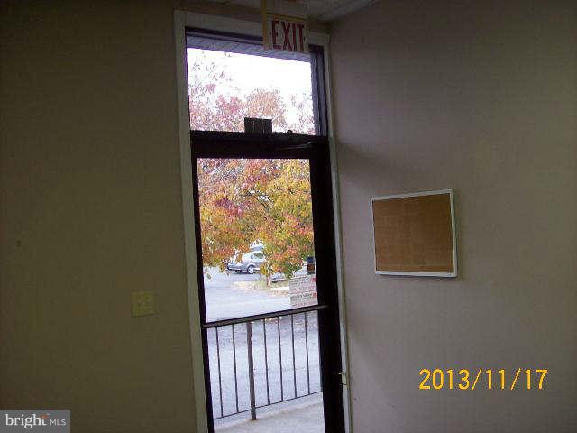 STEPHENS CITY PROPER - Commercial Lease