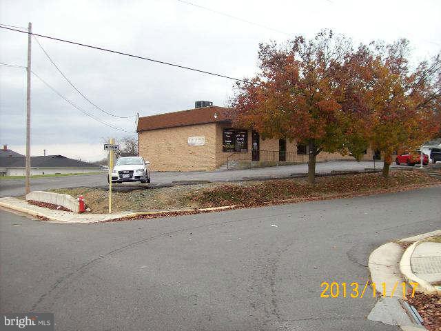 STEPHENS CITY PROPER - Commercial Lease