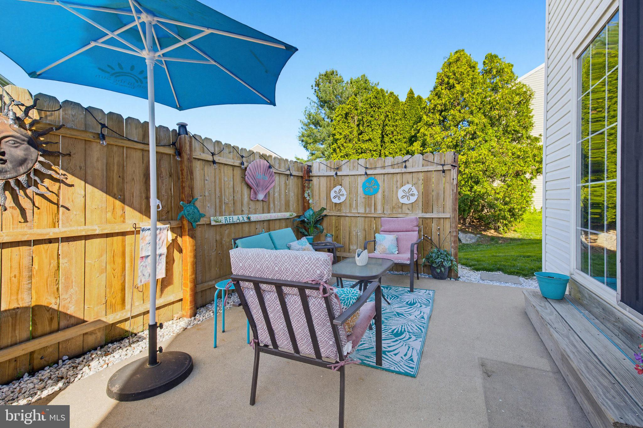 MAYTOWN VILLAGE SQUARE - Residential
