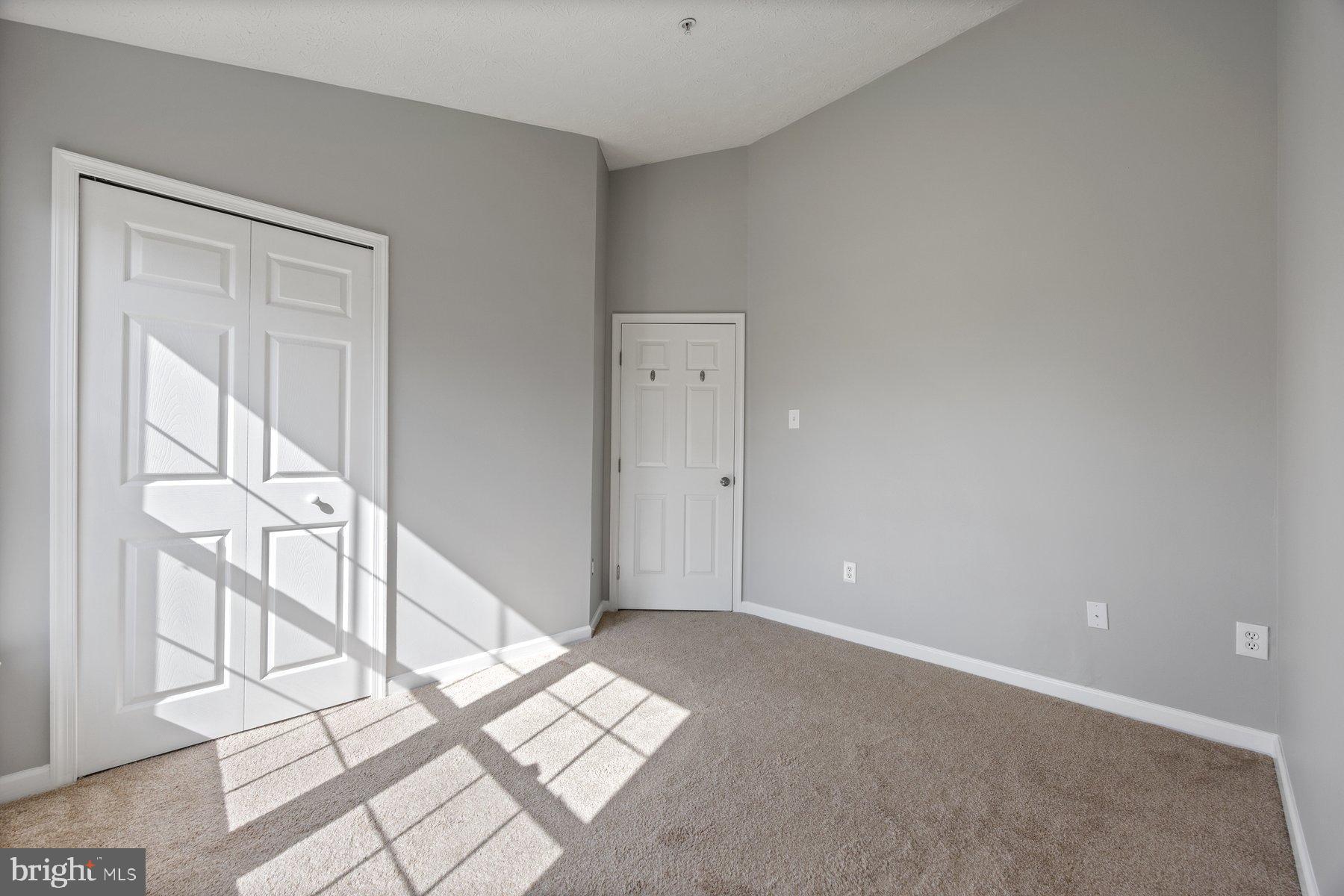 OAKHURST - Residential