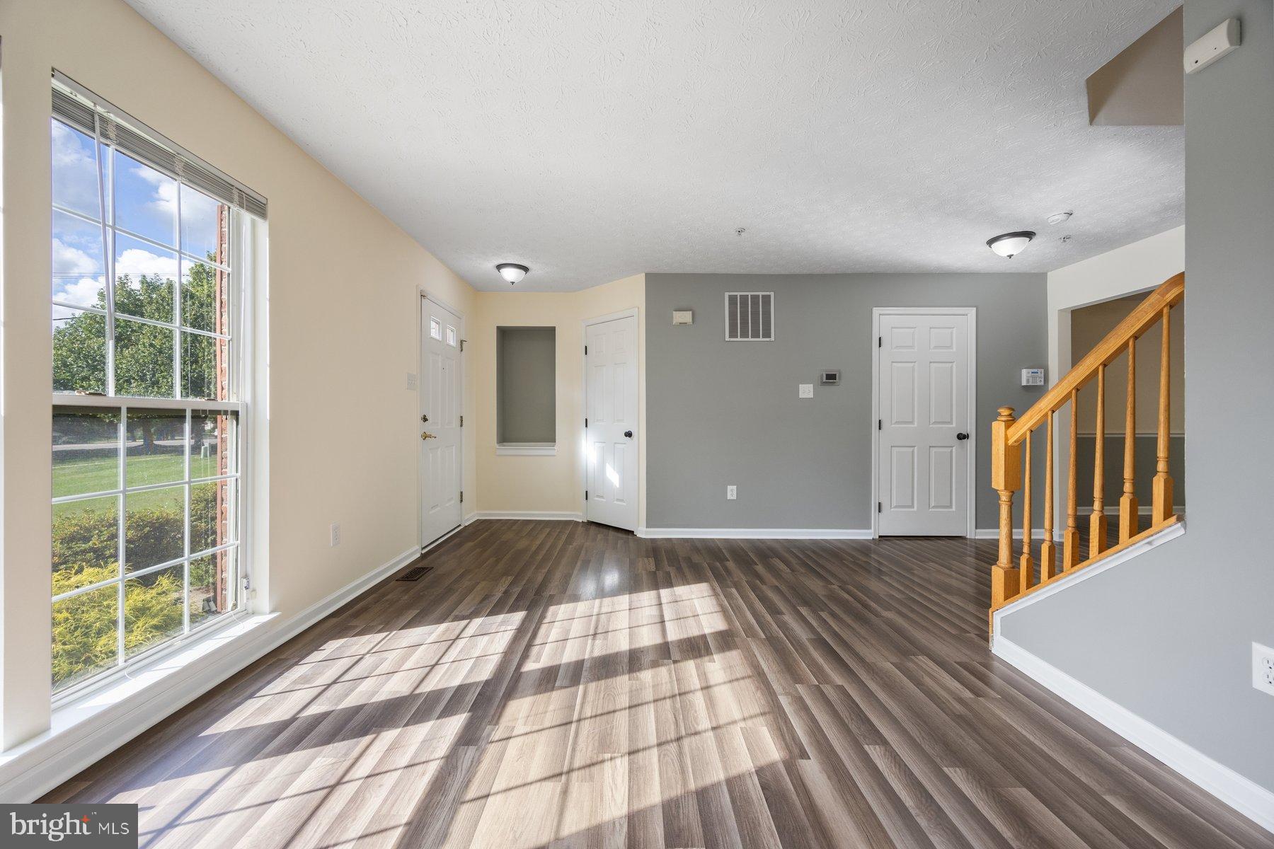 OAKHURST - Residential