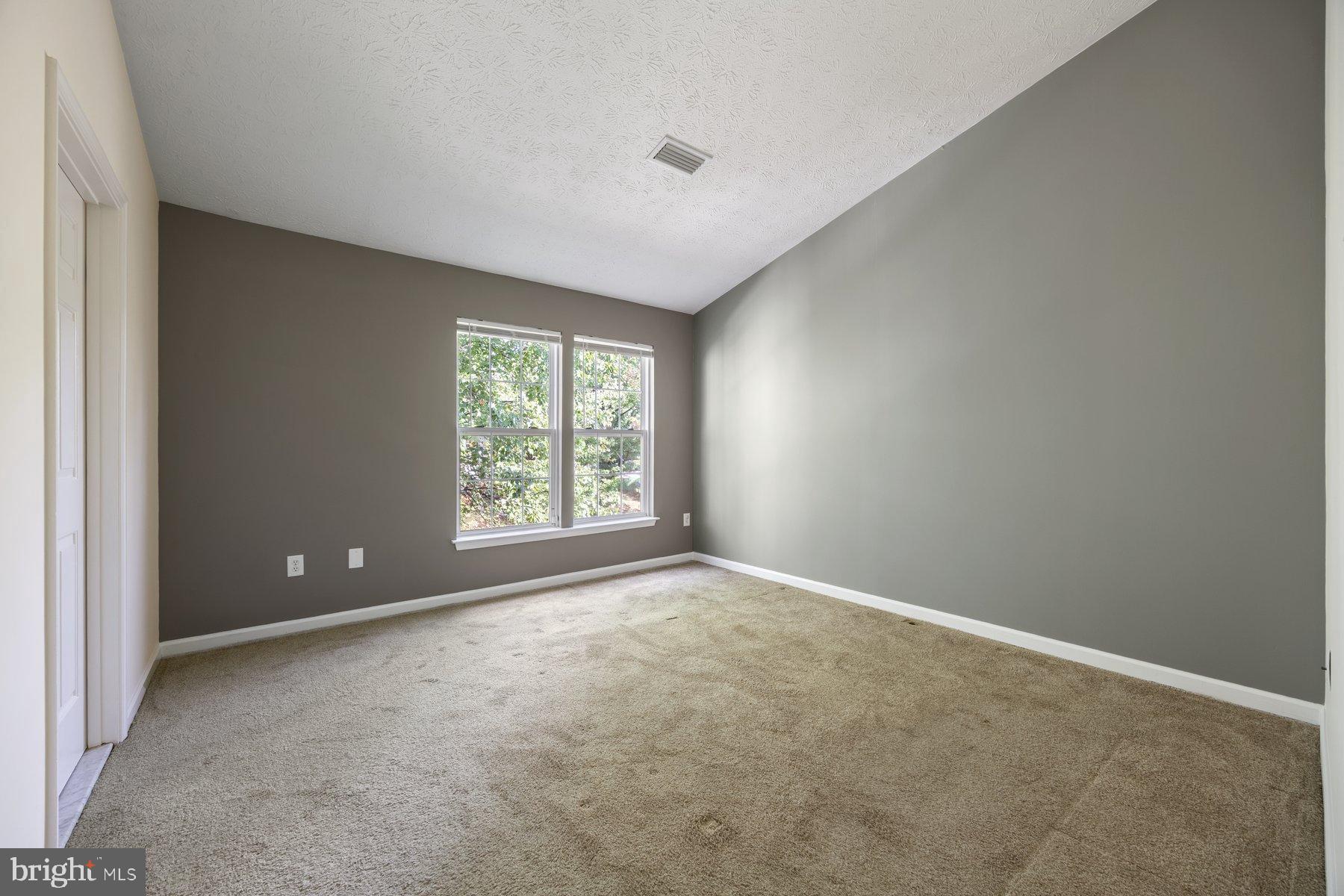 OAKHURST - Residential