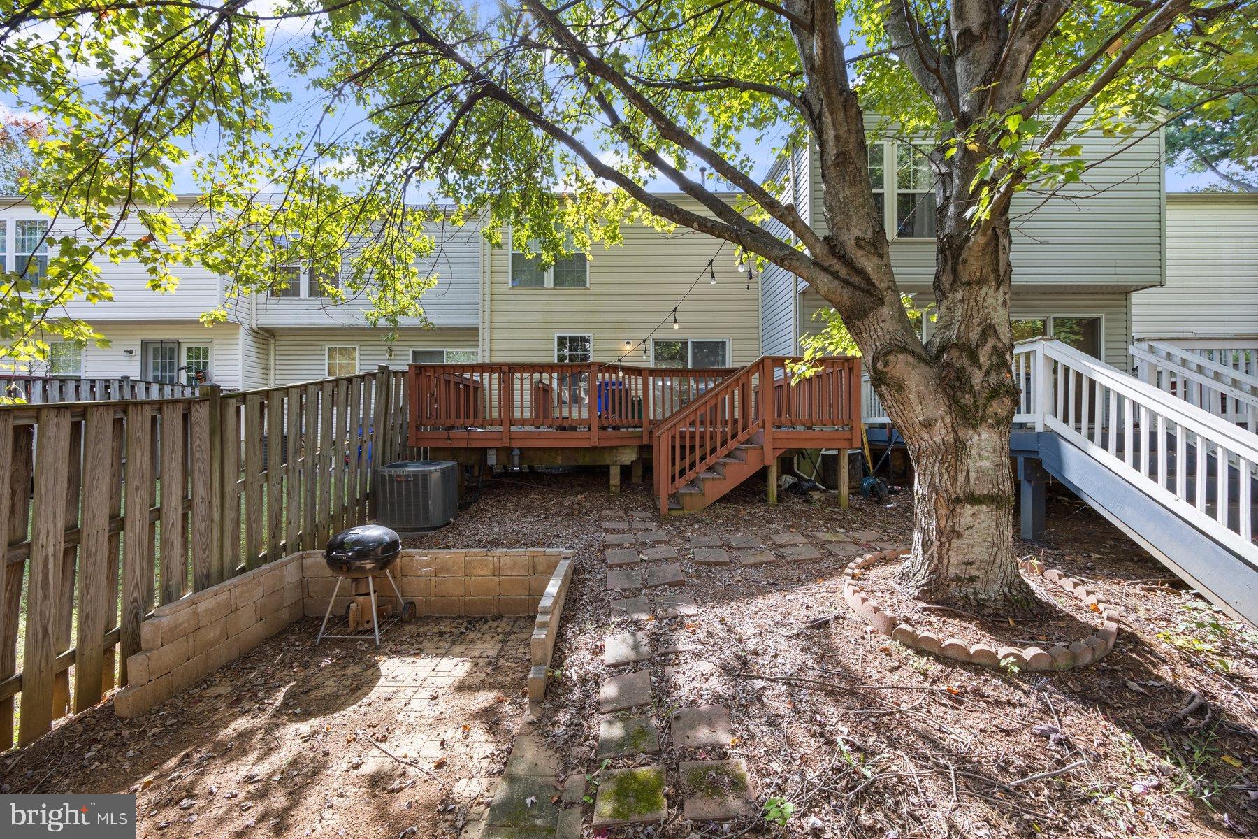 OAKHURST - Residential