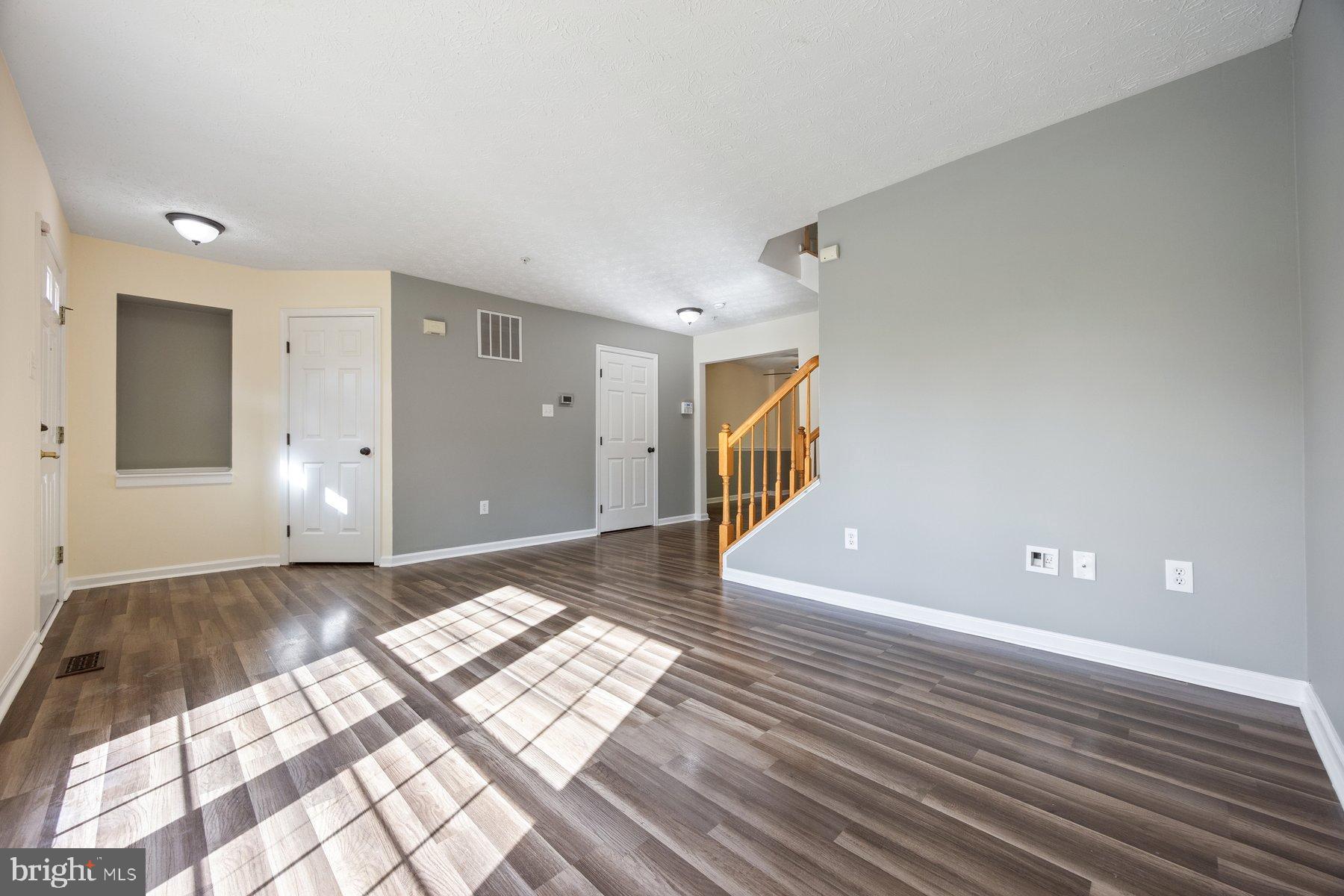 OAKHURST - Residential