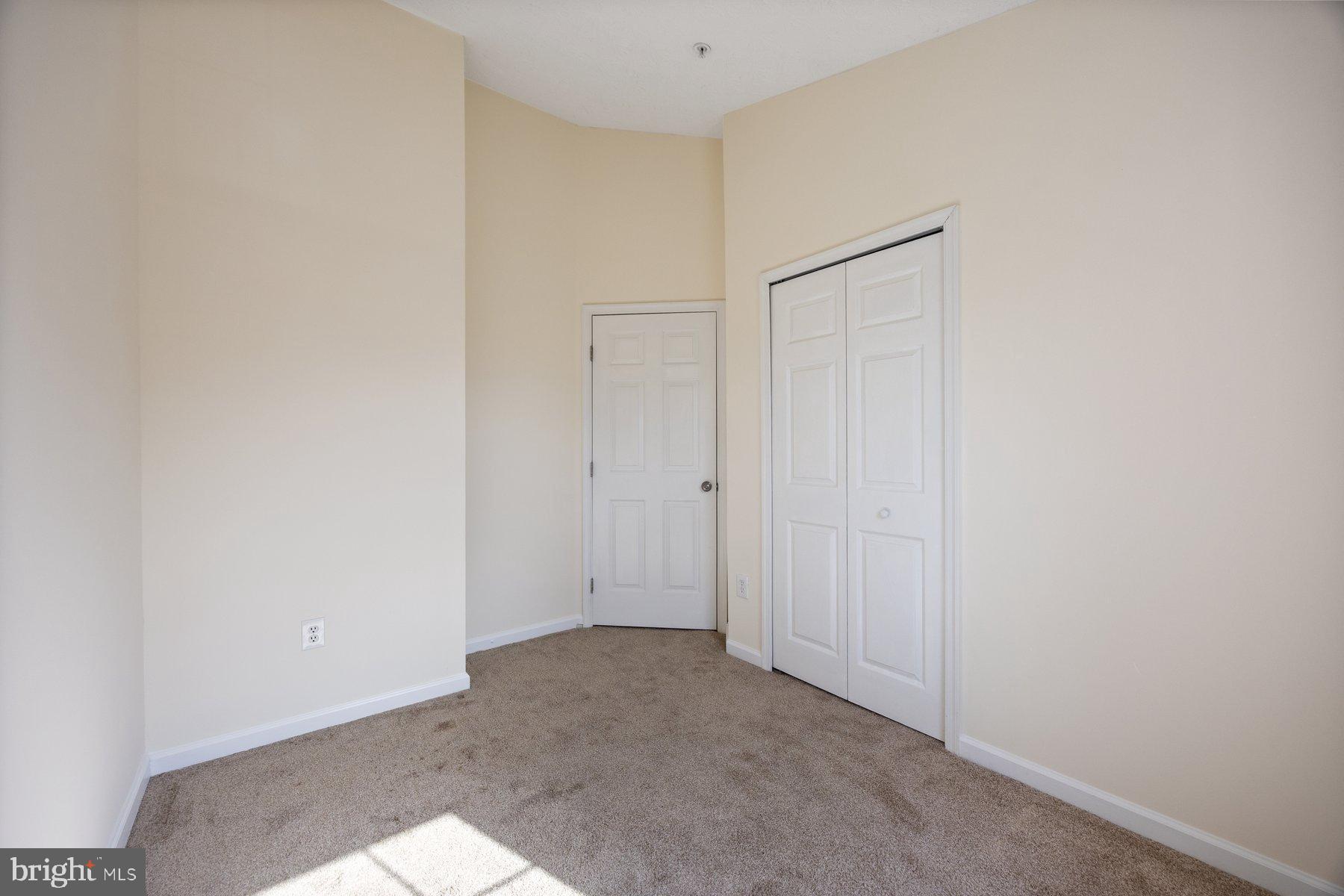 OAKHURST - Residential