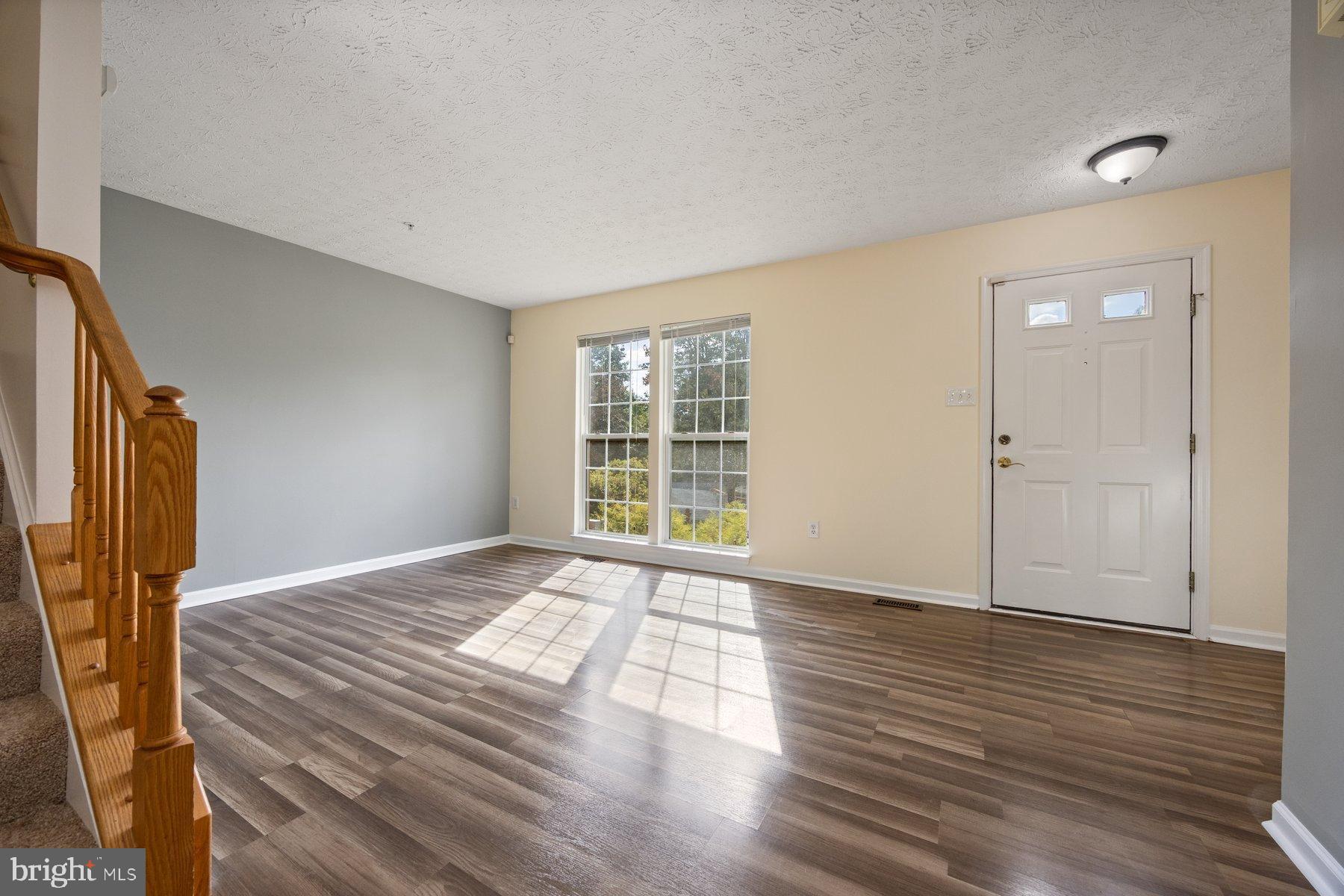 OAKHURST - Residential