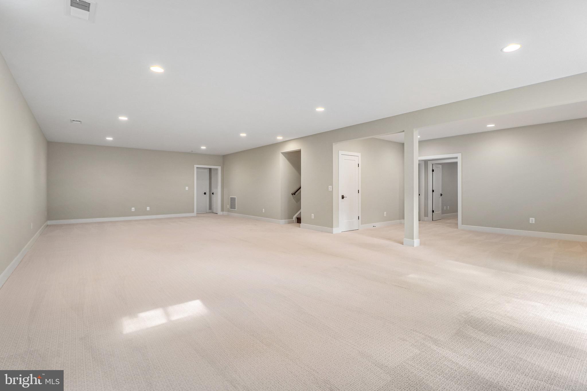 PIMMIT HILLS - Residential