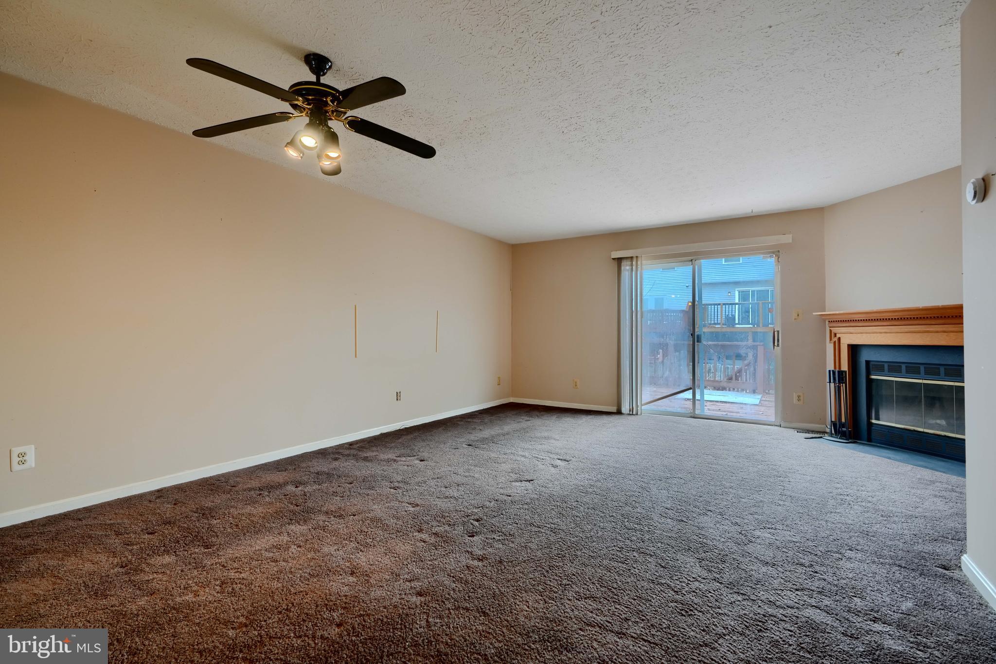 CARROLLWOOD MANOR - Residential