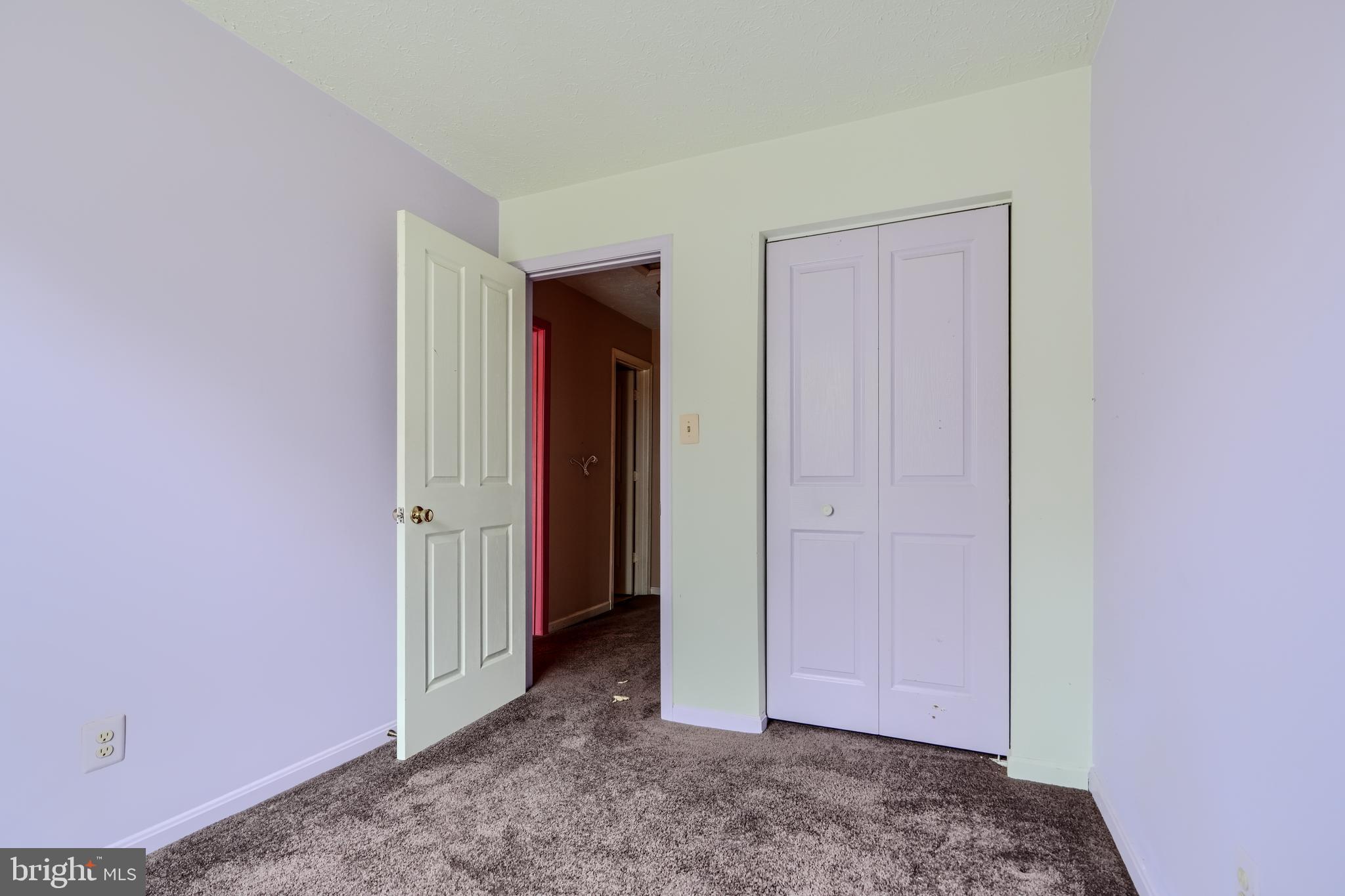 CARROLLWOOD MANOR - Residential