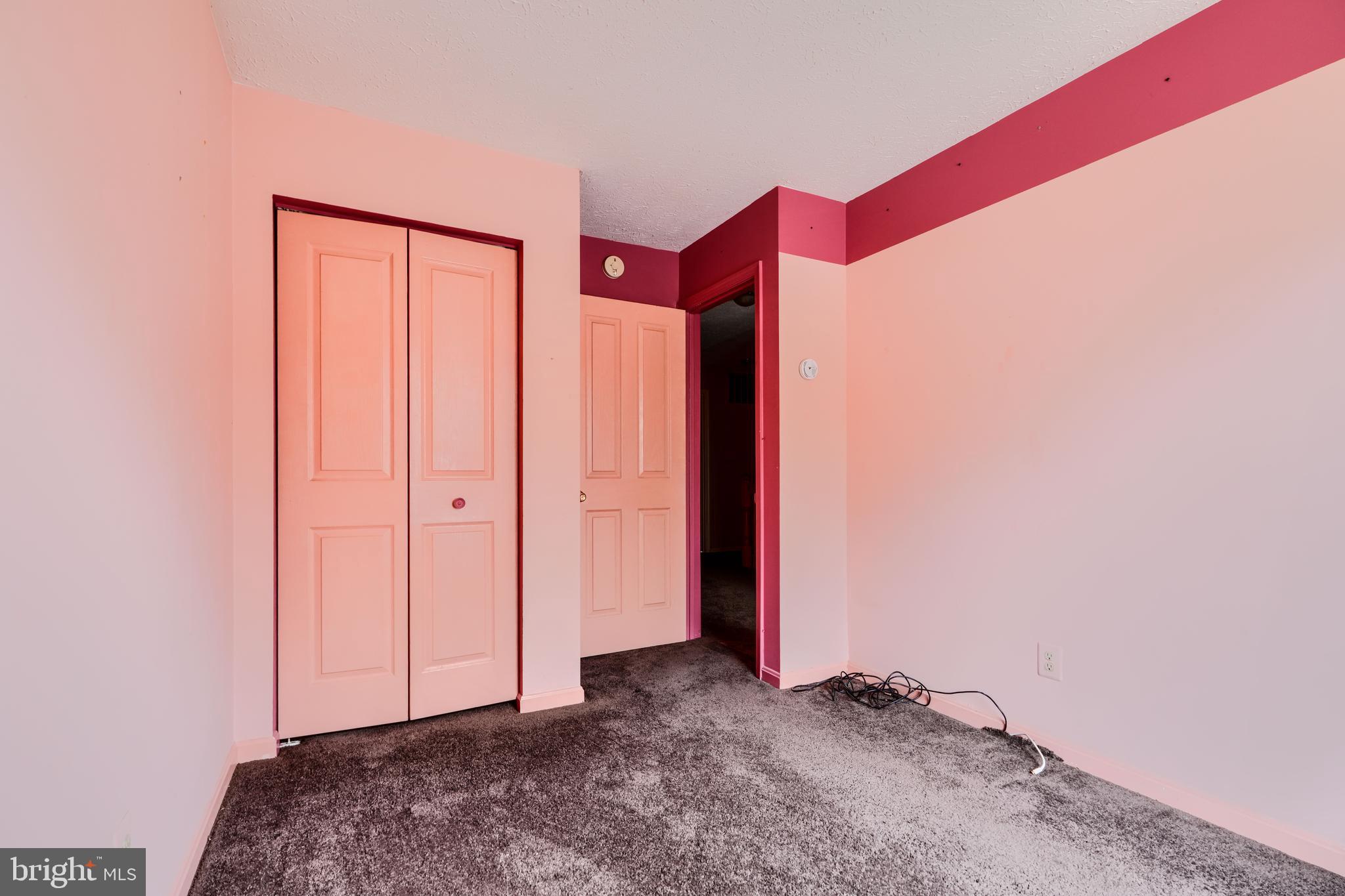 CARROLLWOOD MANOR - Residential