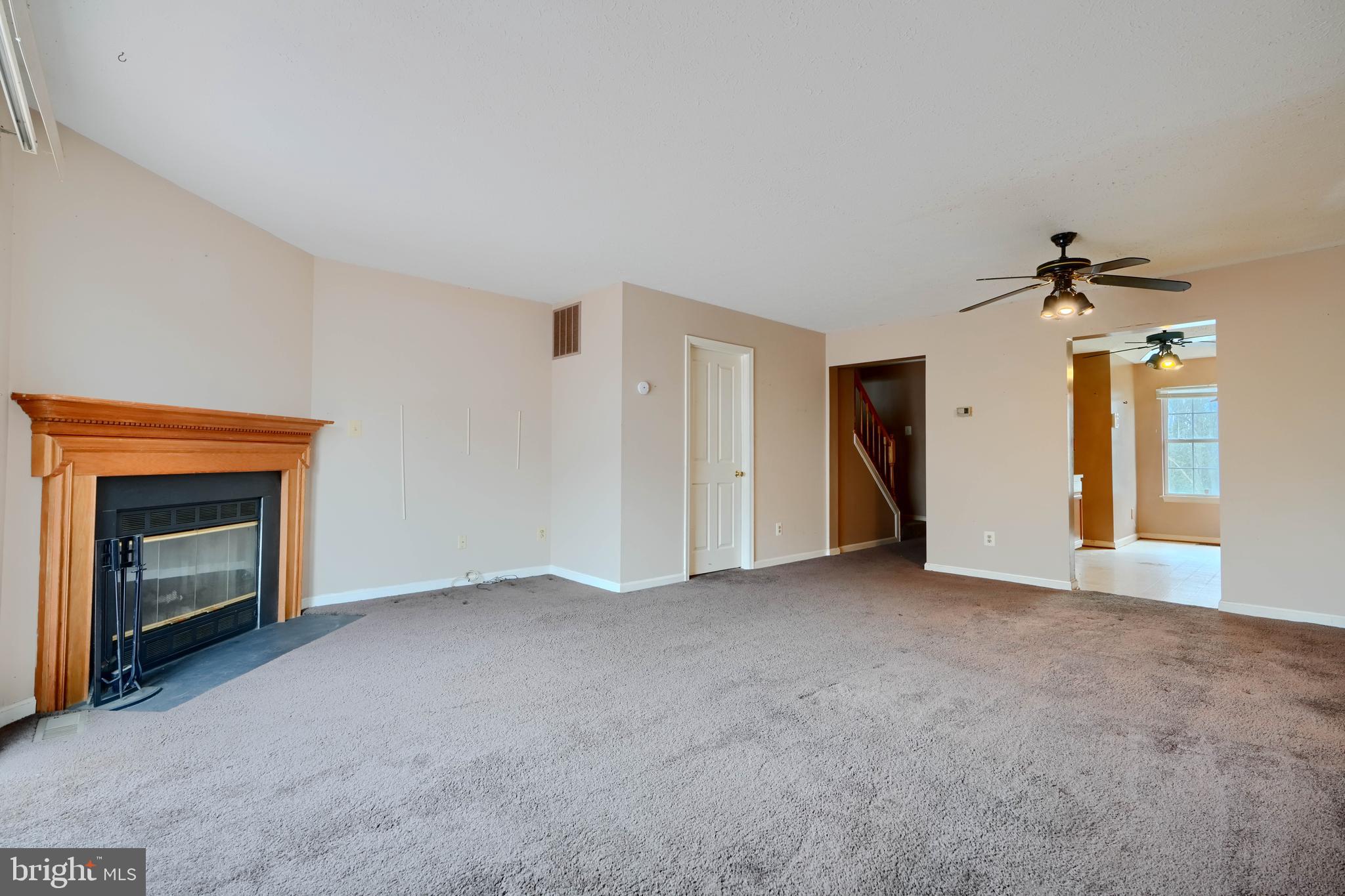 CARROLLWOOD MANOR - Residential