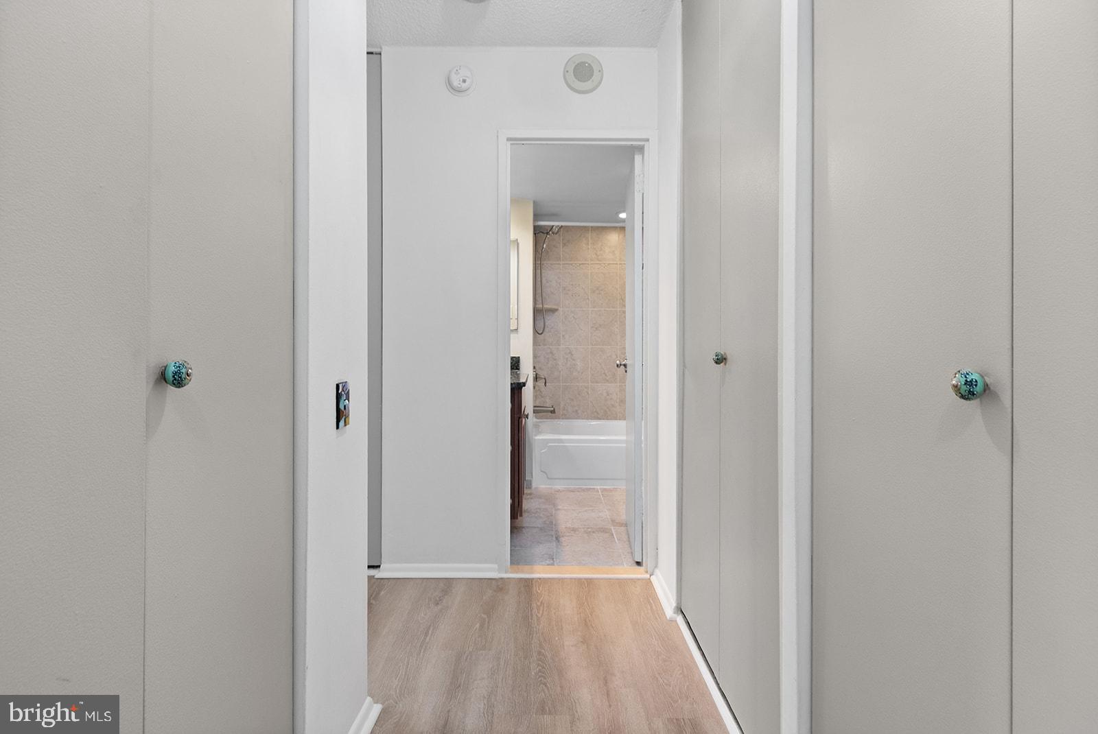 CENTER CITY - Residential Lease