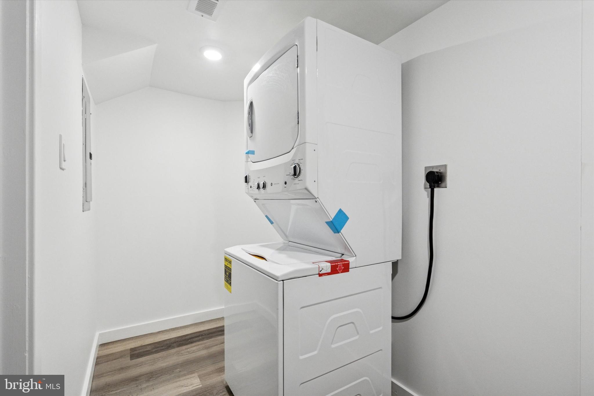 FAIRHILL - Residential Lease