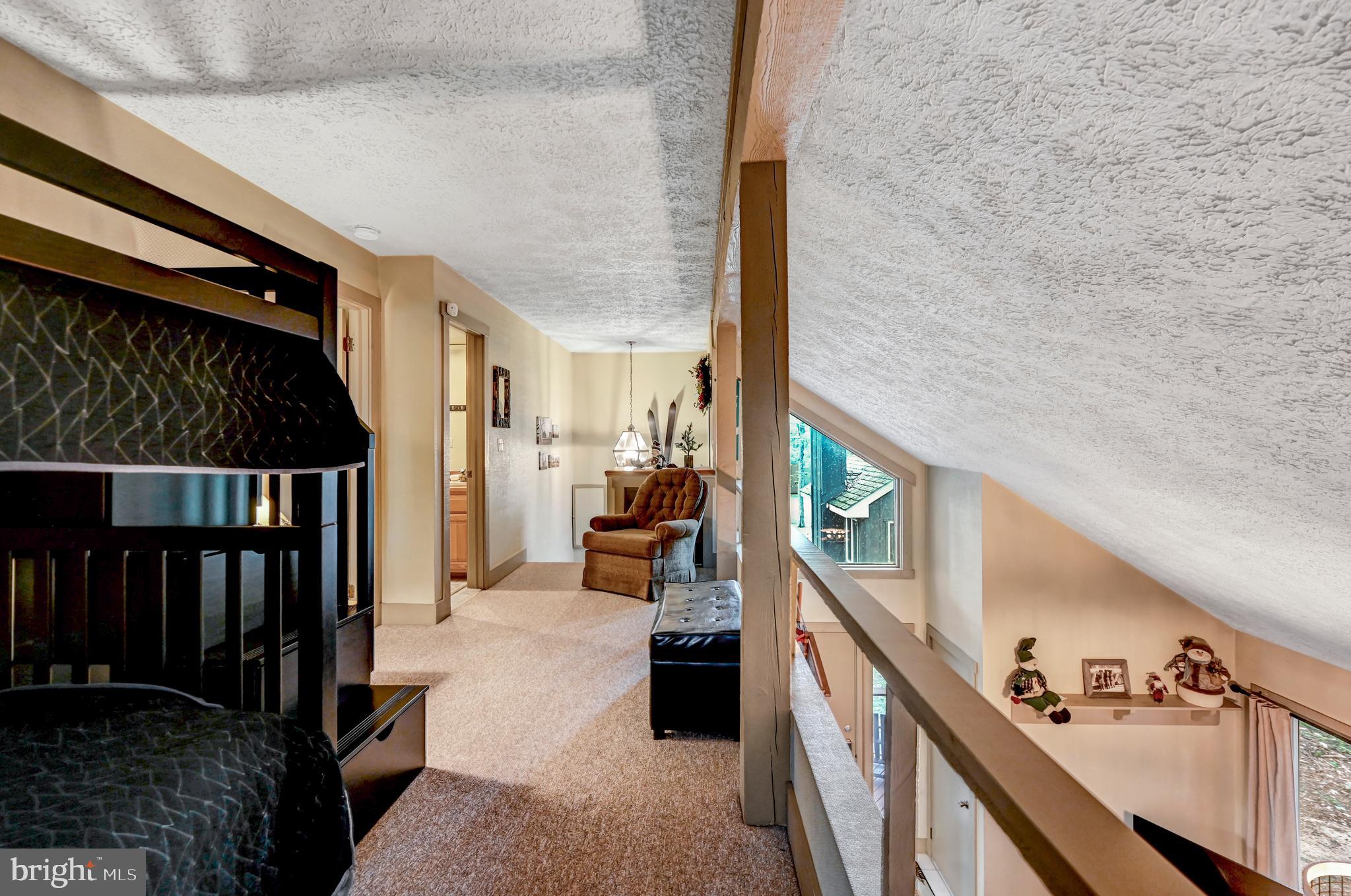 SNOW RIDGE VILLAGE - Residential