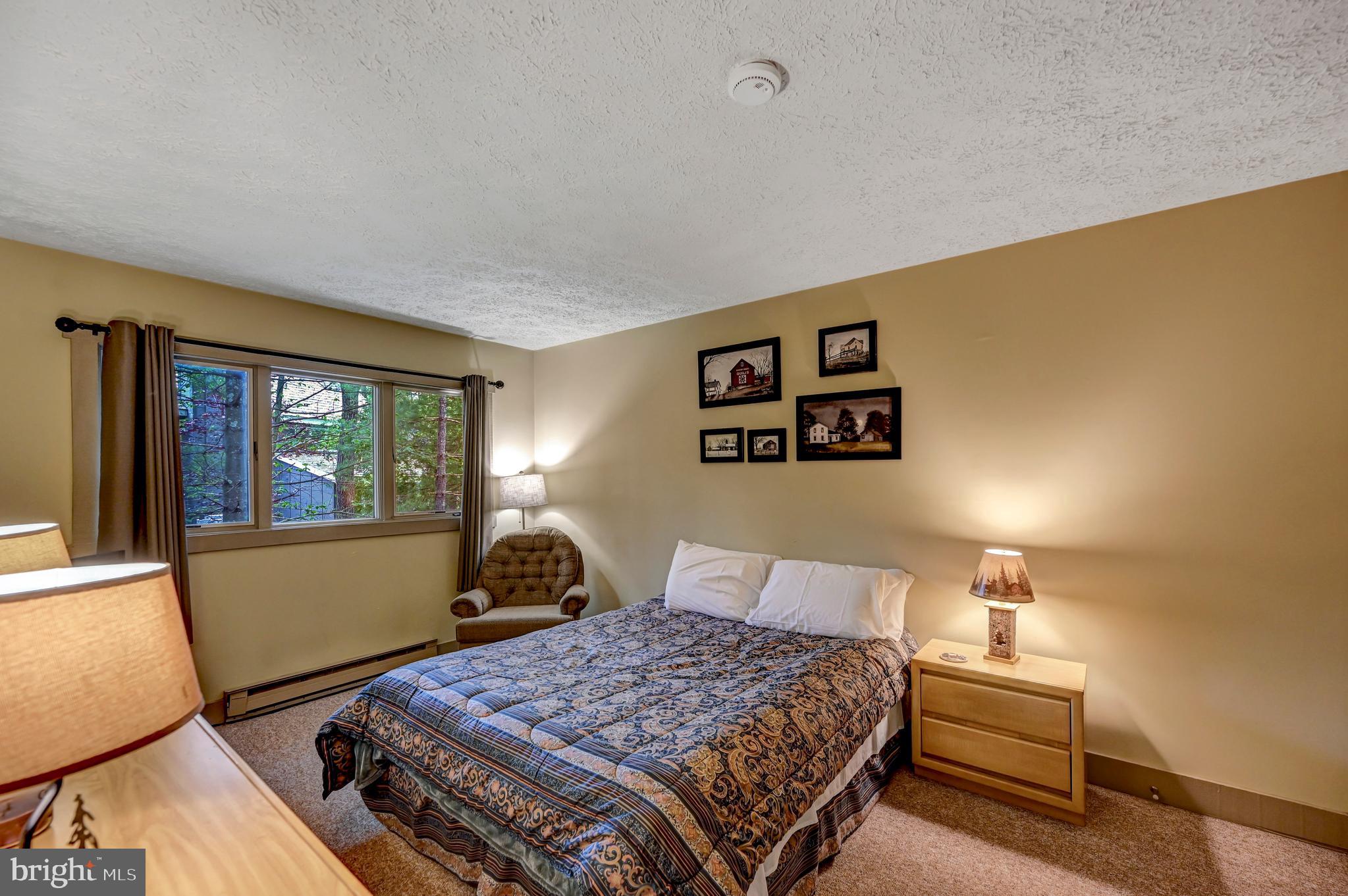 SNOW RIDGE VILLAGE - Residential