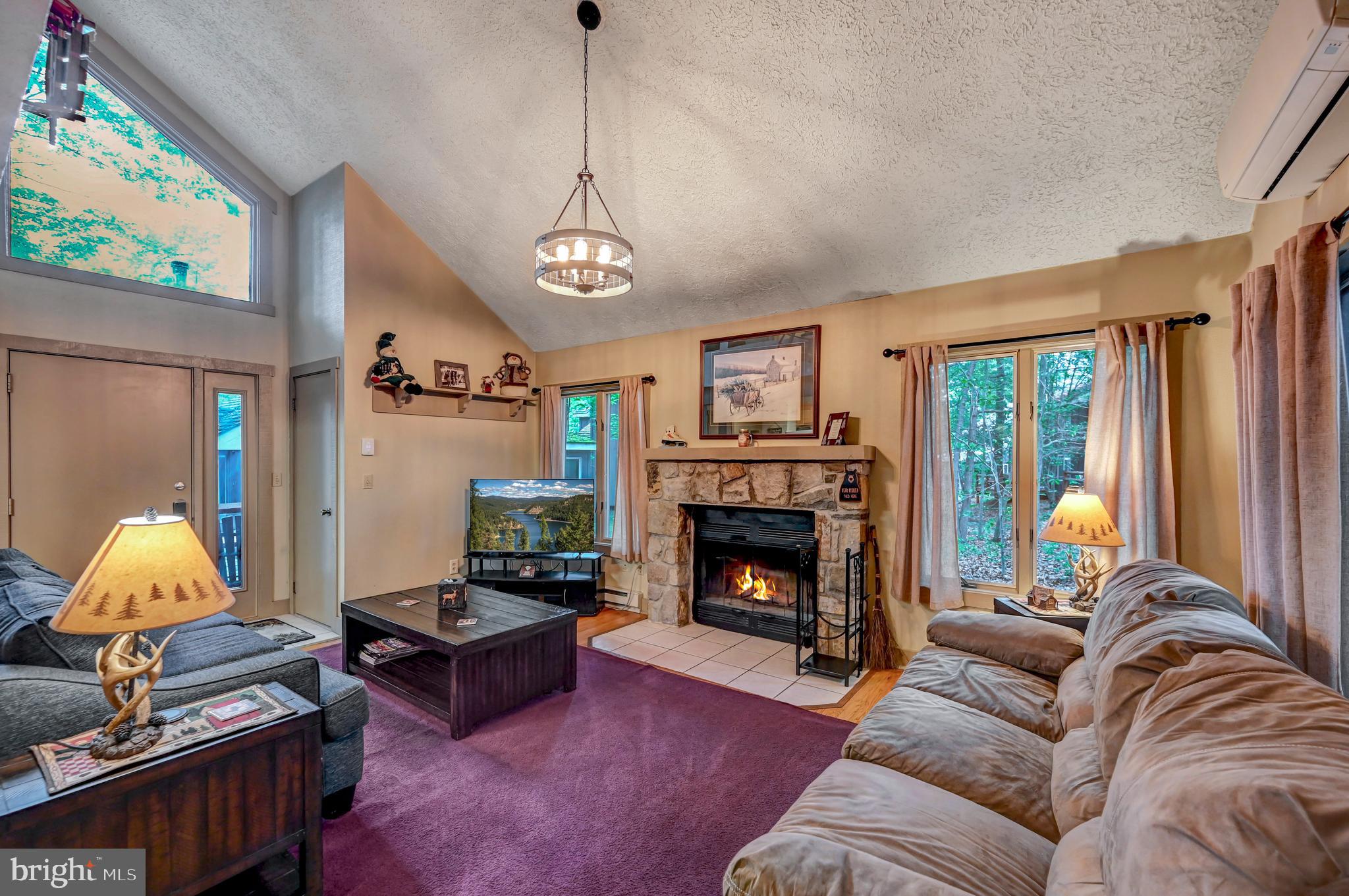 SNOW RIDGE VILLAGE - Residential