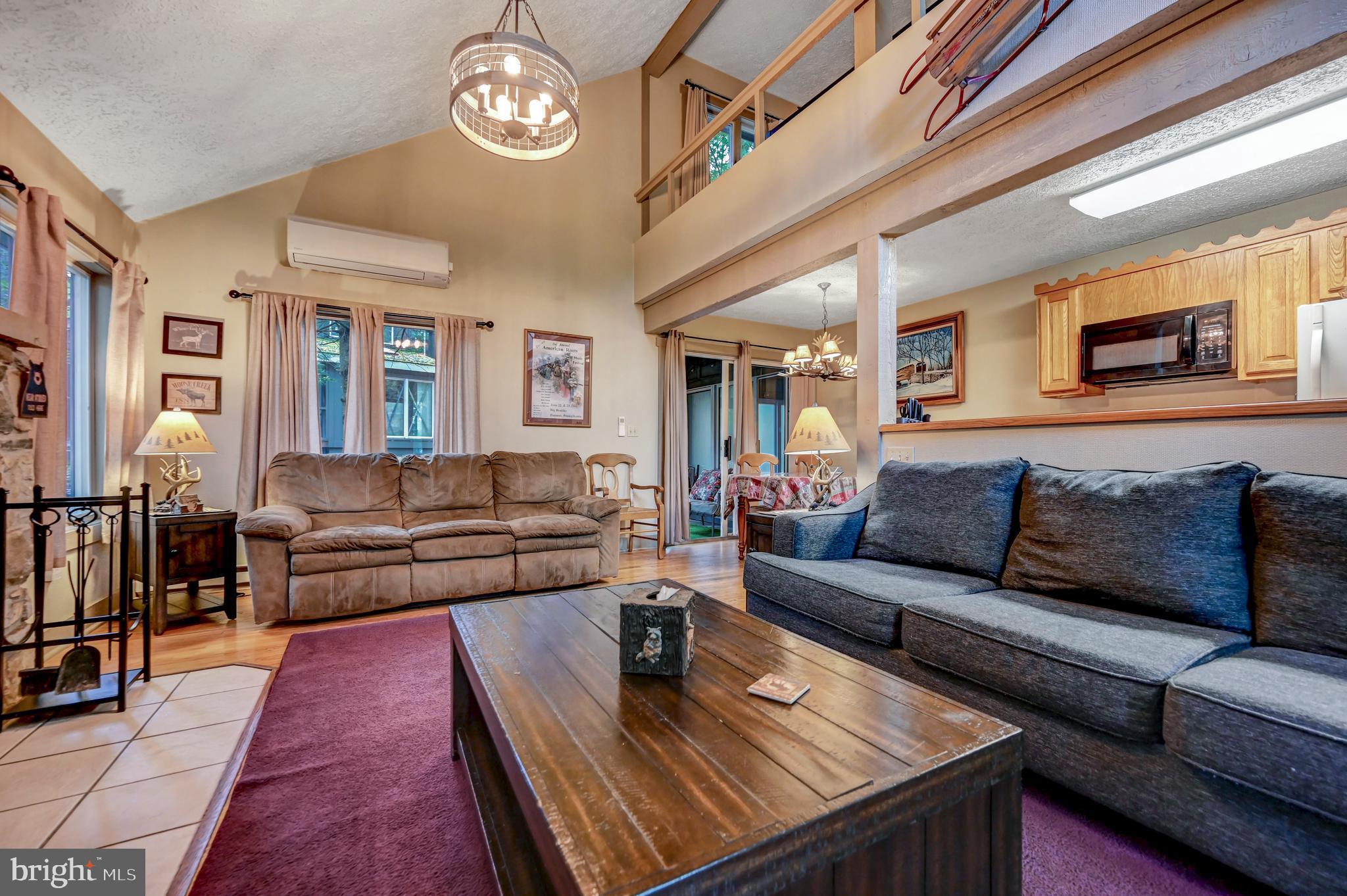 SNOW RIDGE VILLAGE - Residential