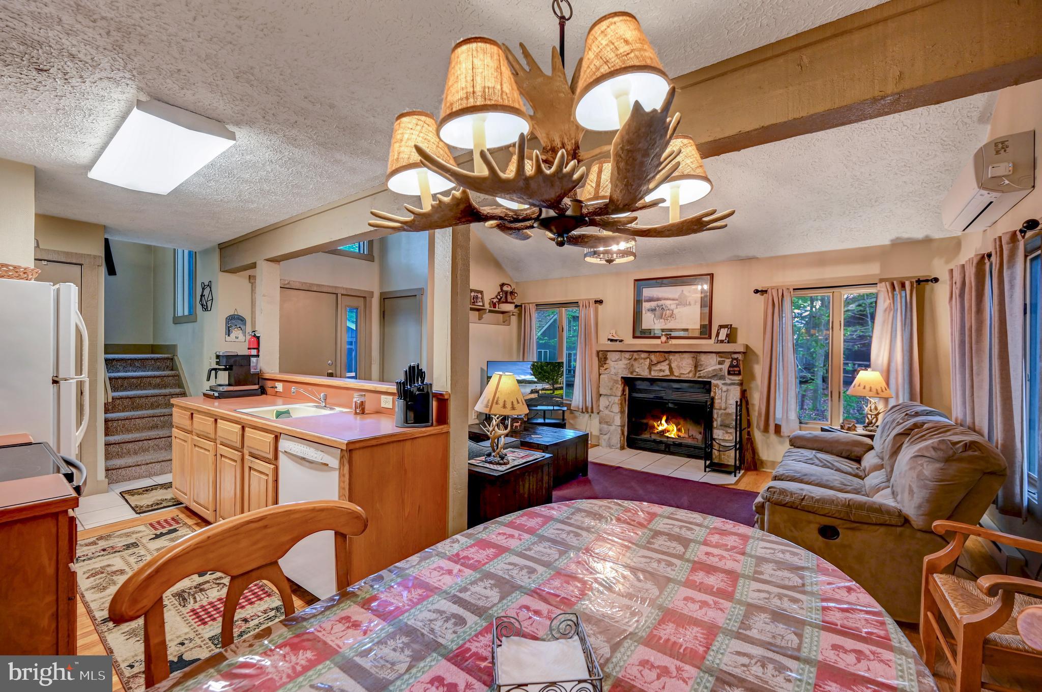 SNOW RIDGE VILLAGE - Residential