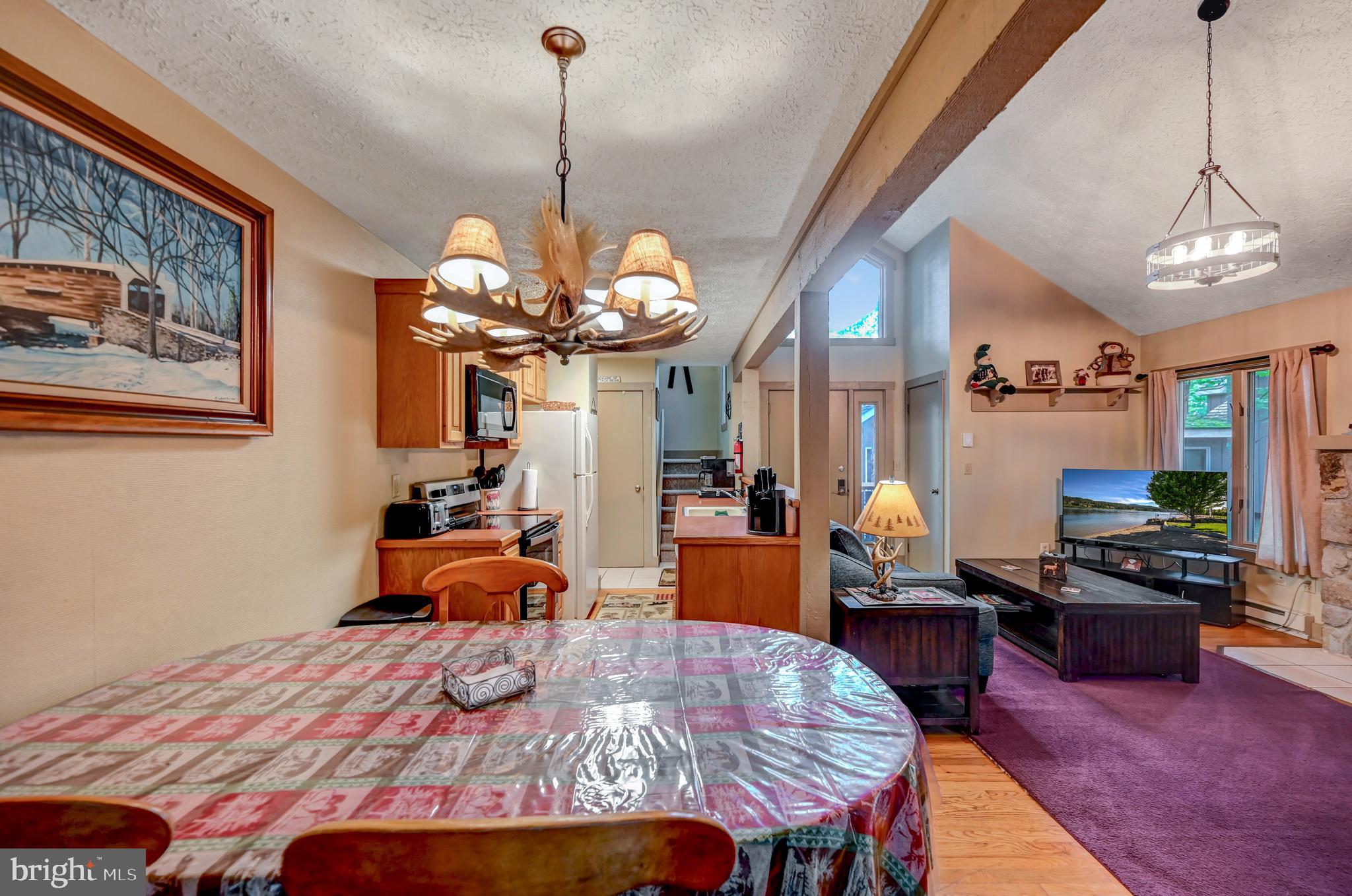 SNOW RIDGE VILLAGE - Residential